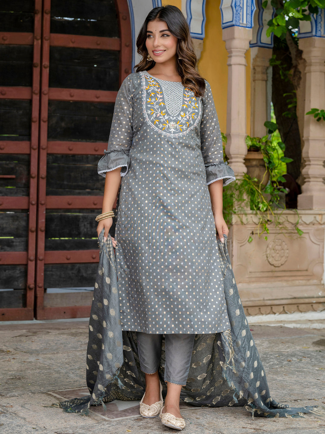 2025’s Hottest Ethnic Kurta Trends You Need to Try