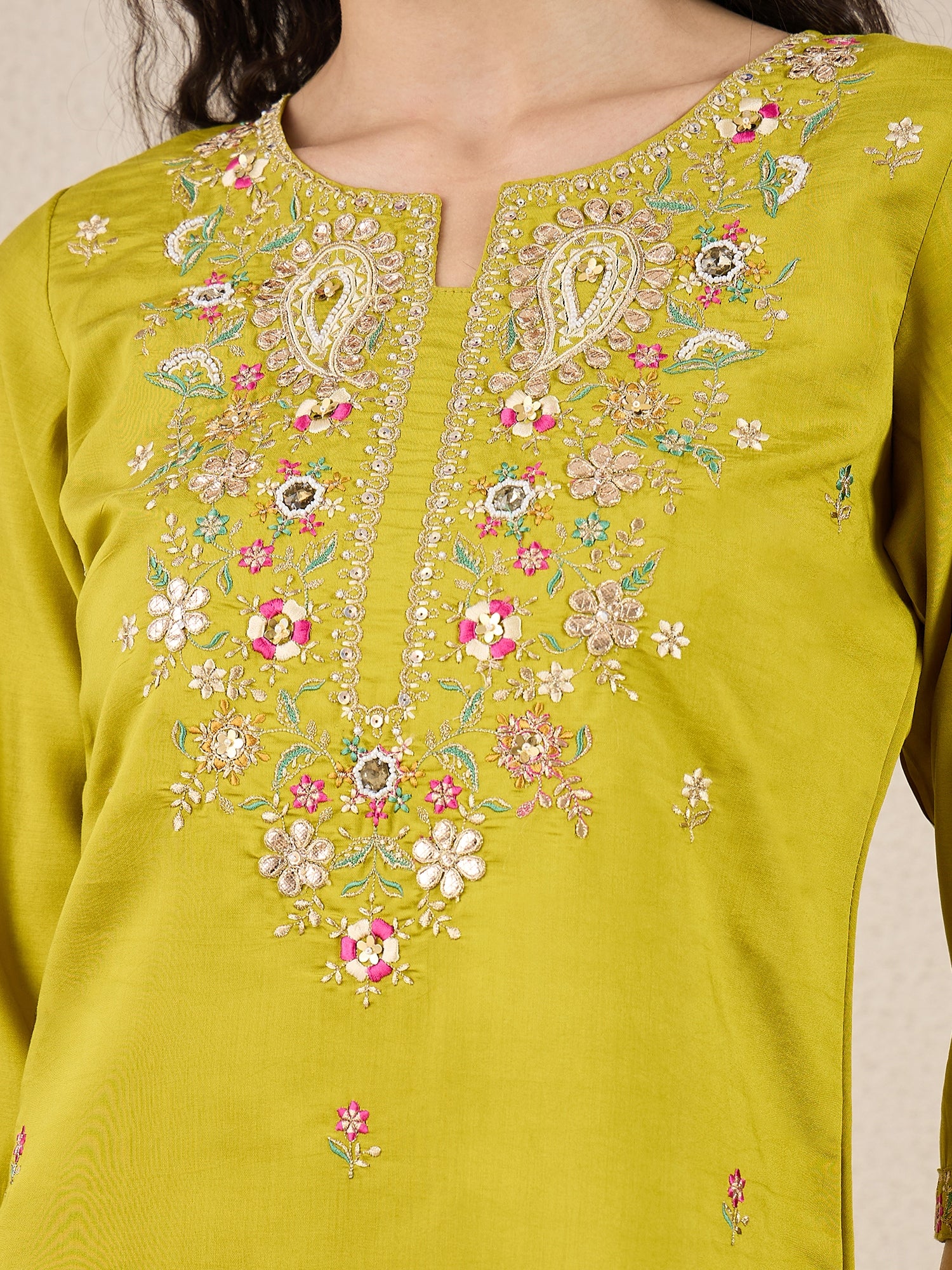 Nazakat Parrot green Kurta and Pant Dupatta Set