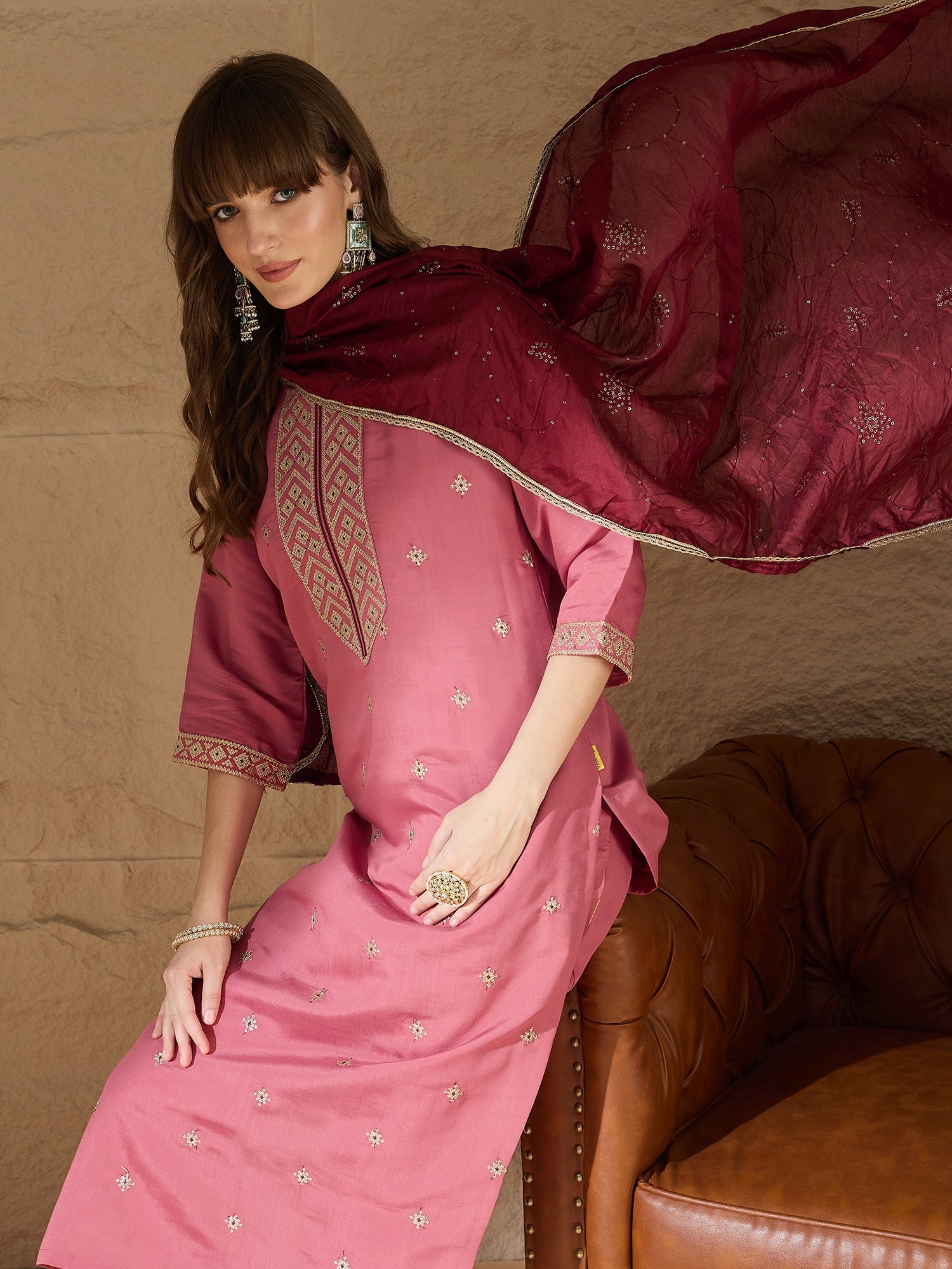 Monalika peach Women Kurta and Pant Sets Silk Blend Fabric
