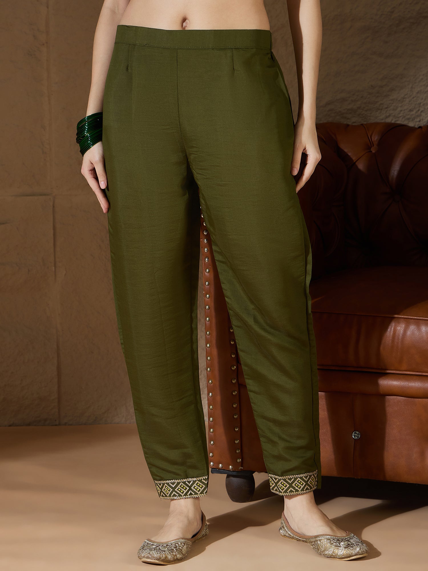 Devangi green Women Kurta and Pant Sets Silk Blend Fabric