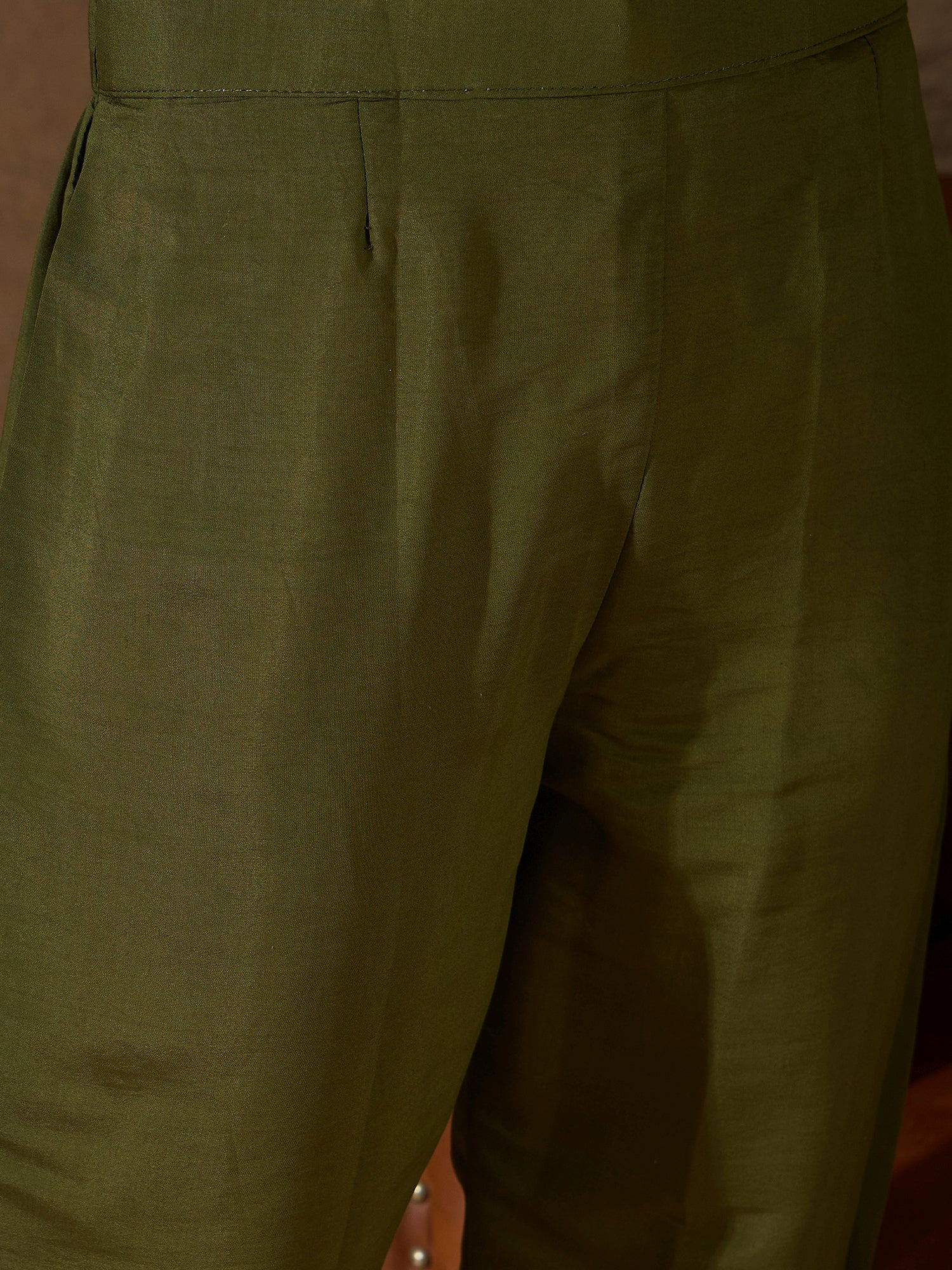 Devangi green Women Kurta and Pant Sets Silk Blend Fabric
