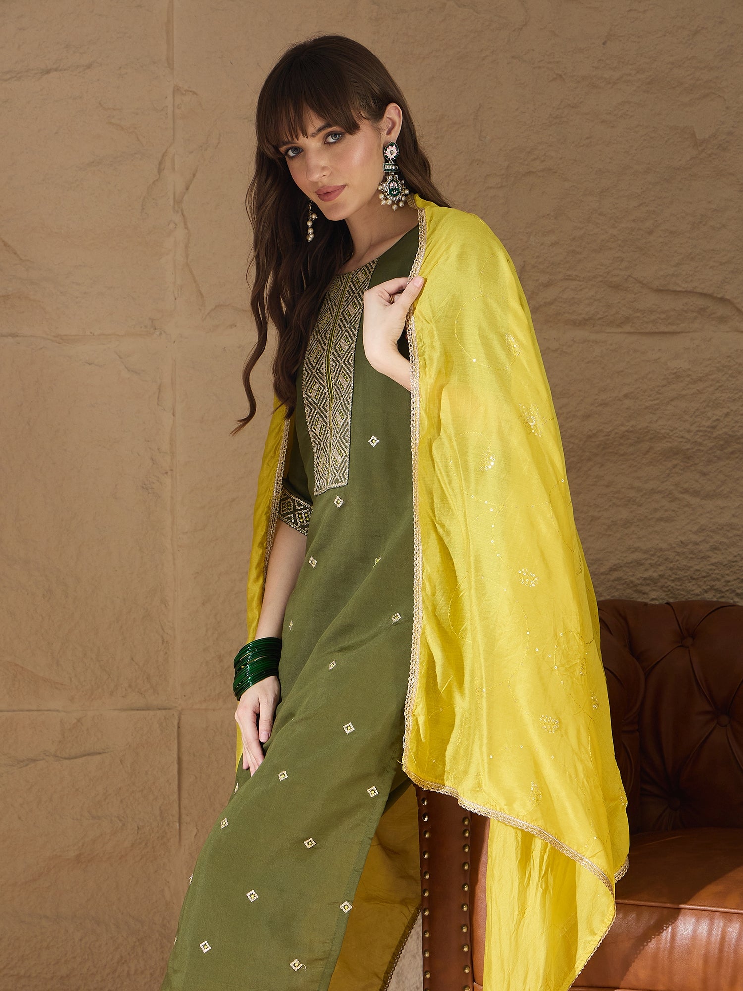 Devangi green Women Kurta and Pant Sets Silk Blend Fabric