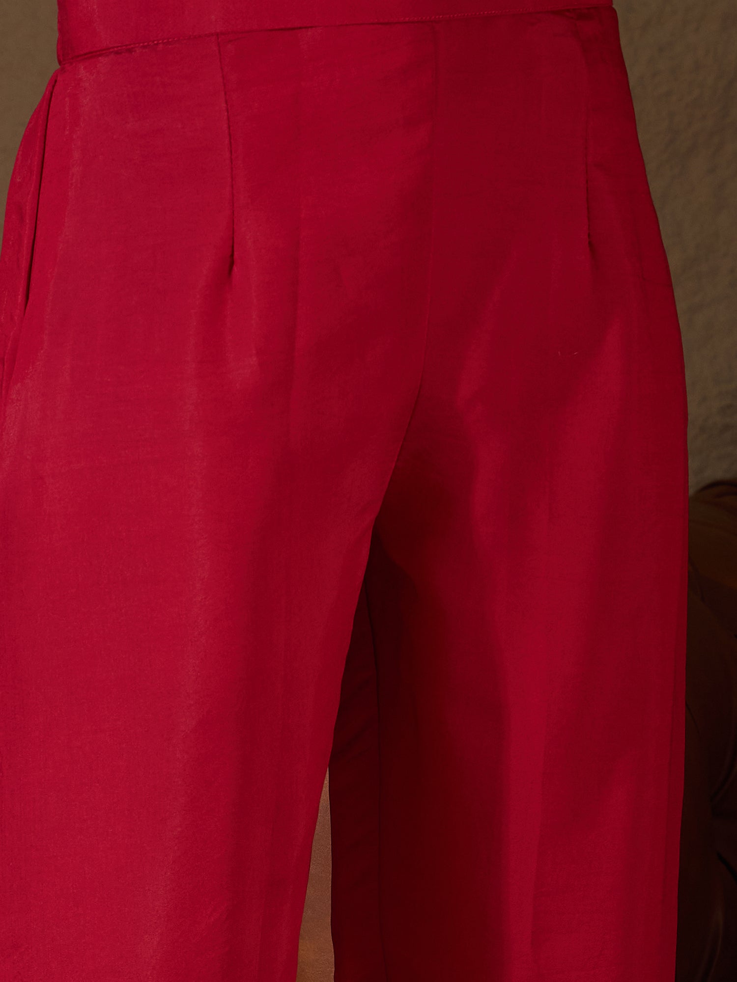 Samriddhi  red Women Kurta and Pant Sets Silk Blend Fabric