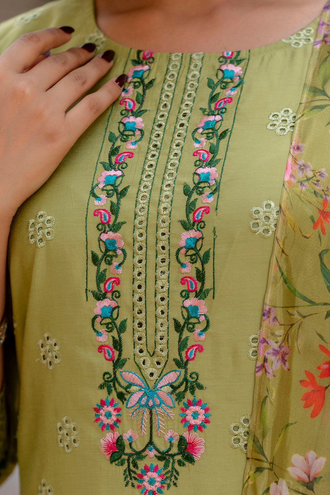 Vidya Women Kurta and Pant Sets Viscose Roman Silk Fabric