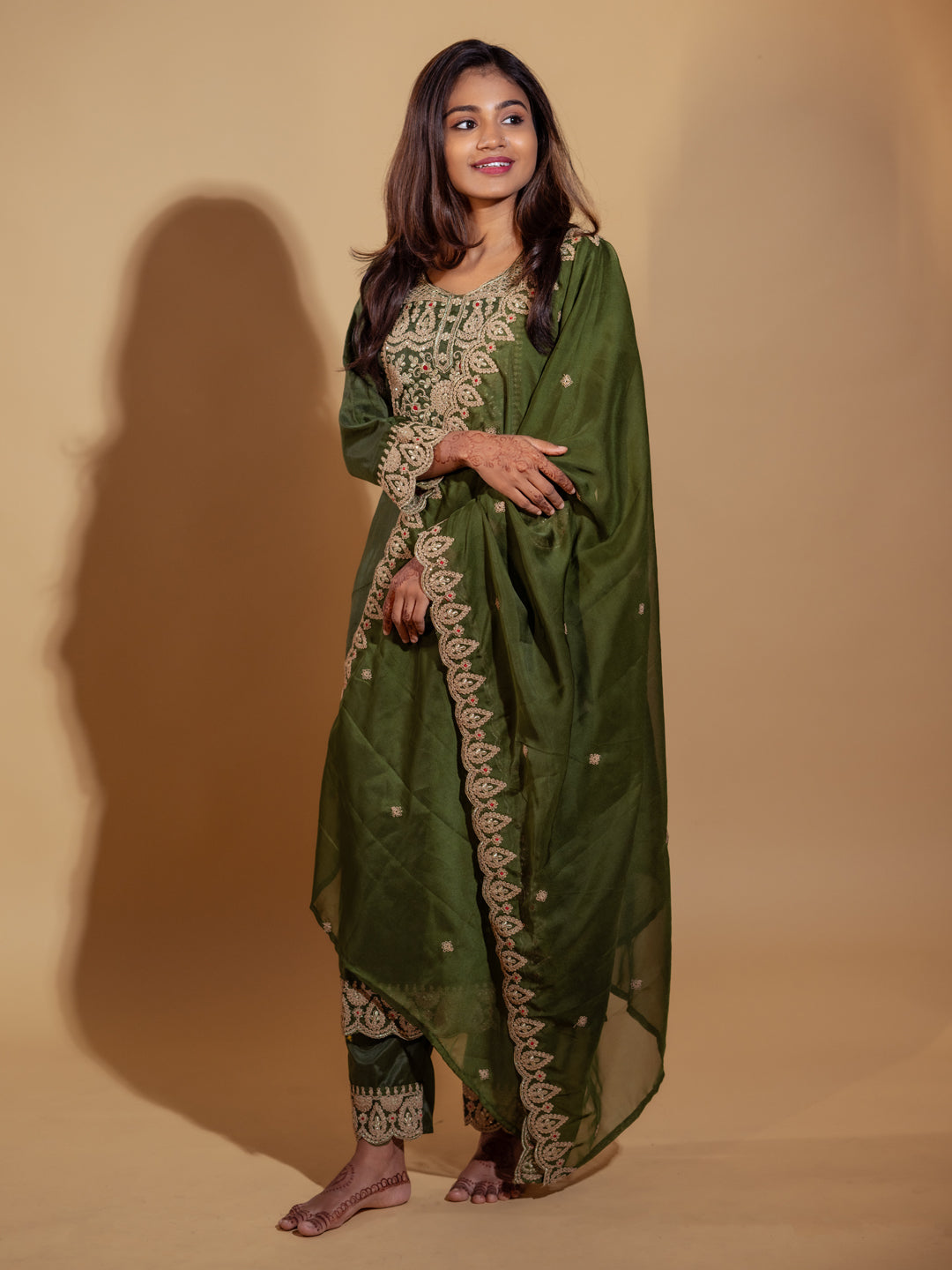 Mantra Embroidered Kurta and Trousers Pant Set Silk Blend Set