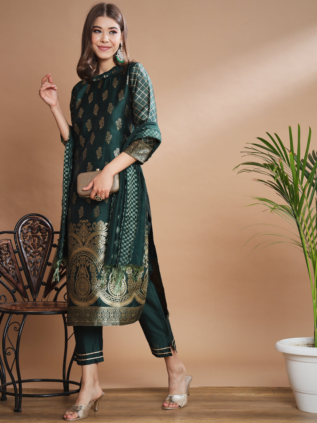 Chandrika Cotton Silk Jacquard Kurta Pant With Banarasi Silk dupatta
