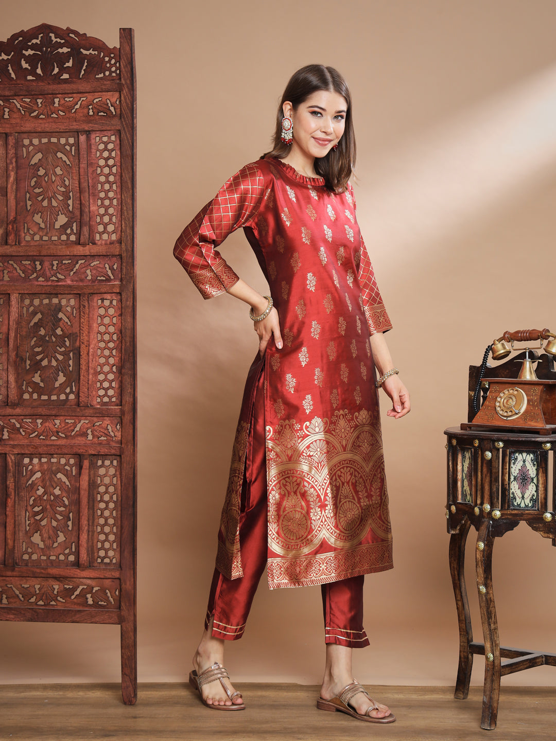 Chandrika Cotton Silk Jacquard Kurta Pant With Banarasi Silk dupatta