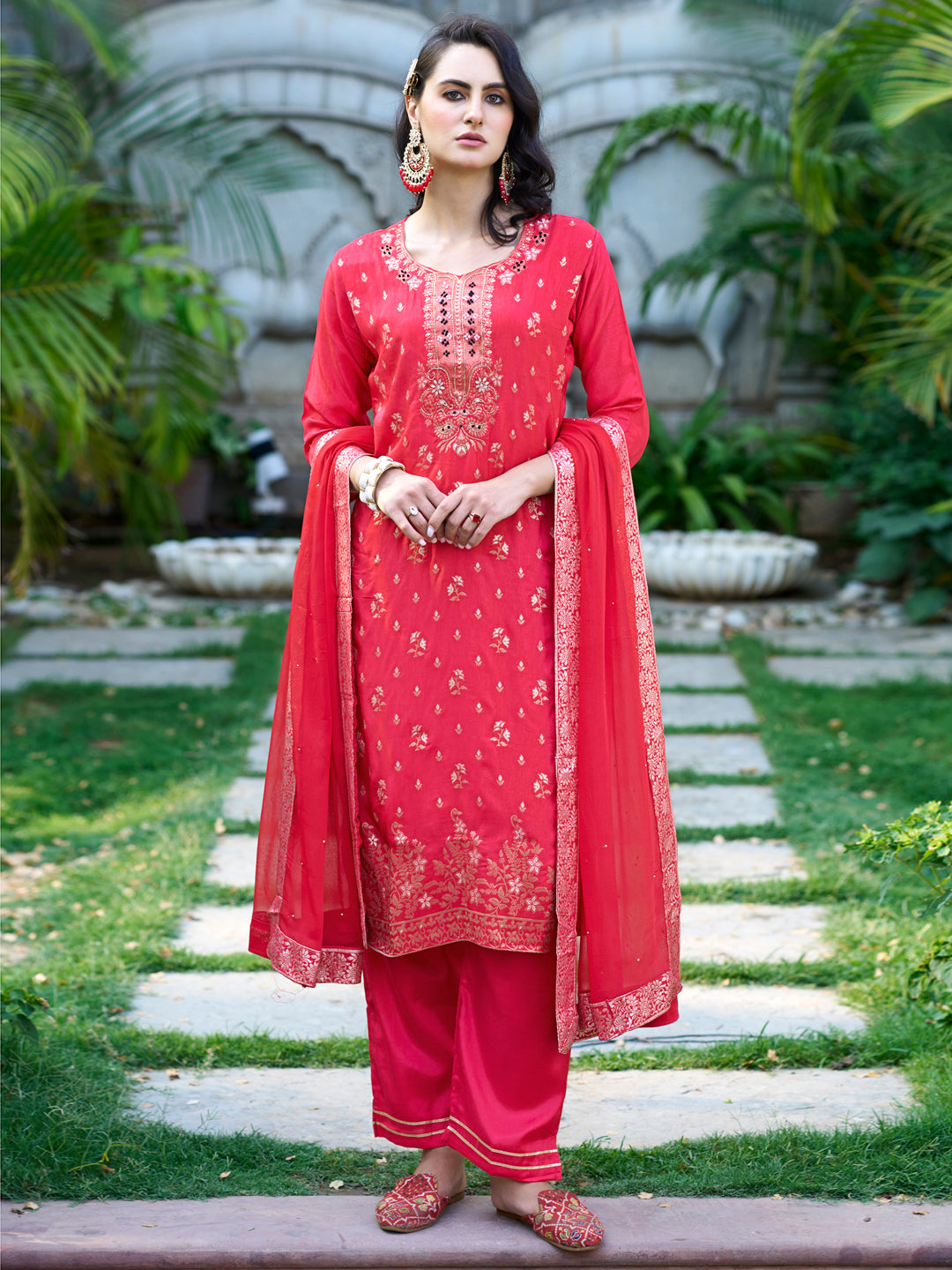 Kalpana Women Kurta and Pant Sets Dupatta Viscose Rayon Silk Blend with Handwork