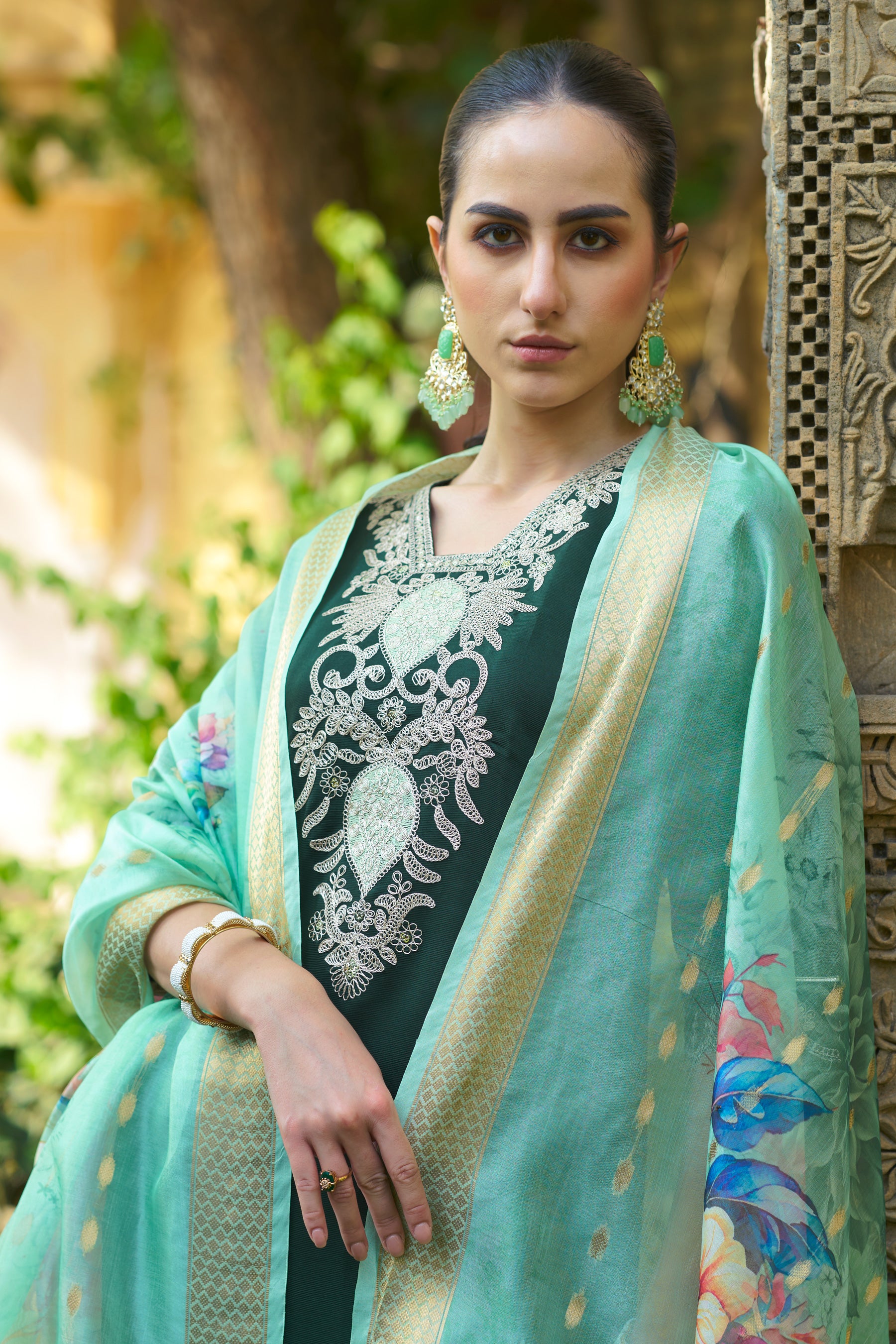 Zivaah Women Kurta and Pant Viscose Rayon Fabric