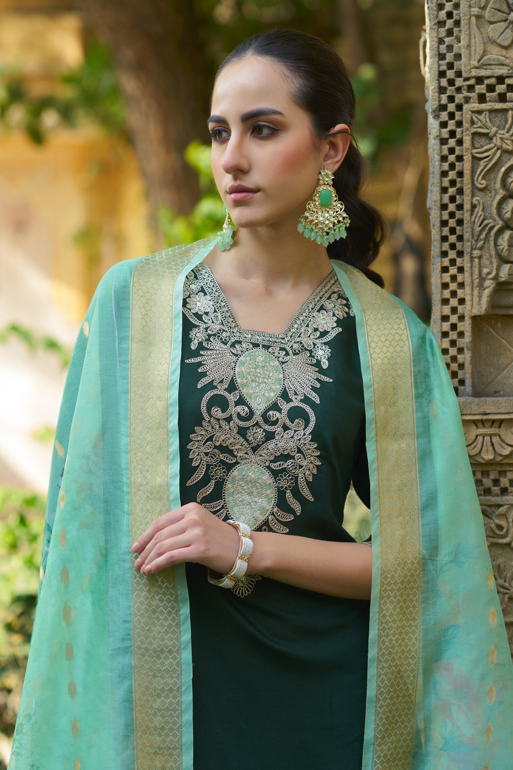 Zivaah Women Kurta and Pant Viscose Rayon Fabric