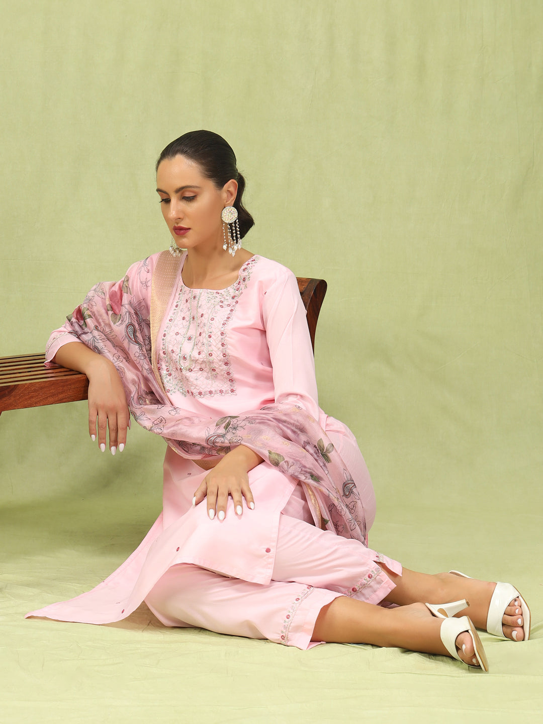 Bhanita  Women Kurta and Trousers Pant Set Silk Blend