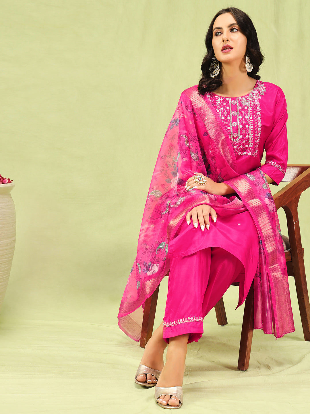 Chhaya Women Kurta and Trousers Pant Set Silk Blend