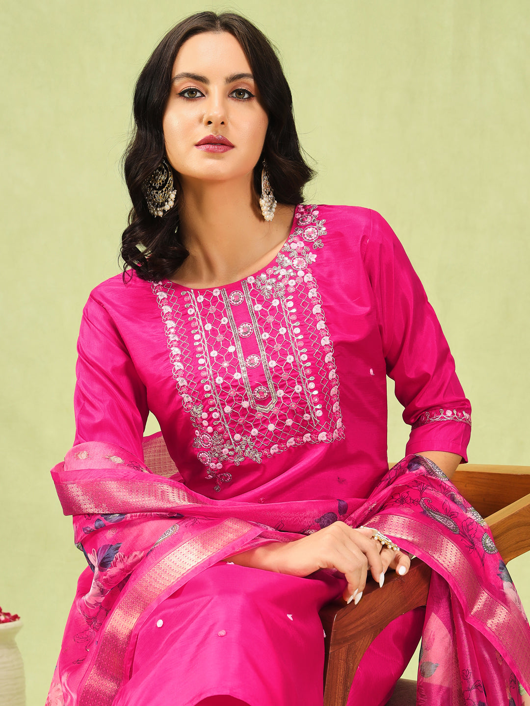 Chhaya Women Kurta and Trousers Pant Set Silk Blend