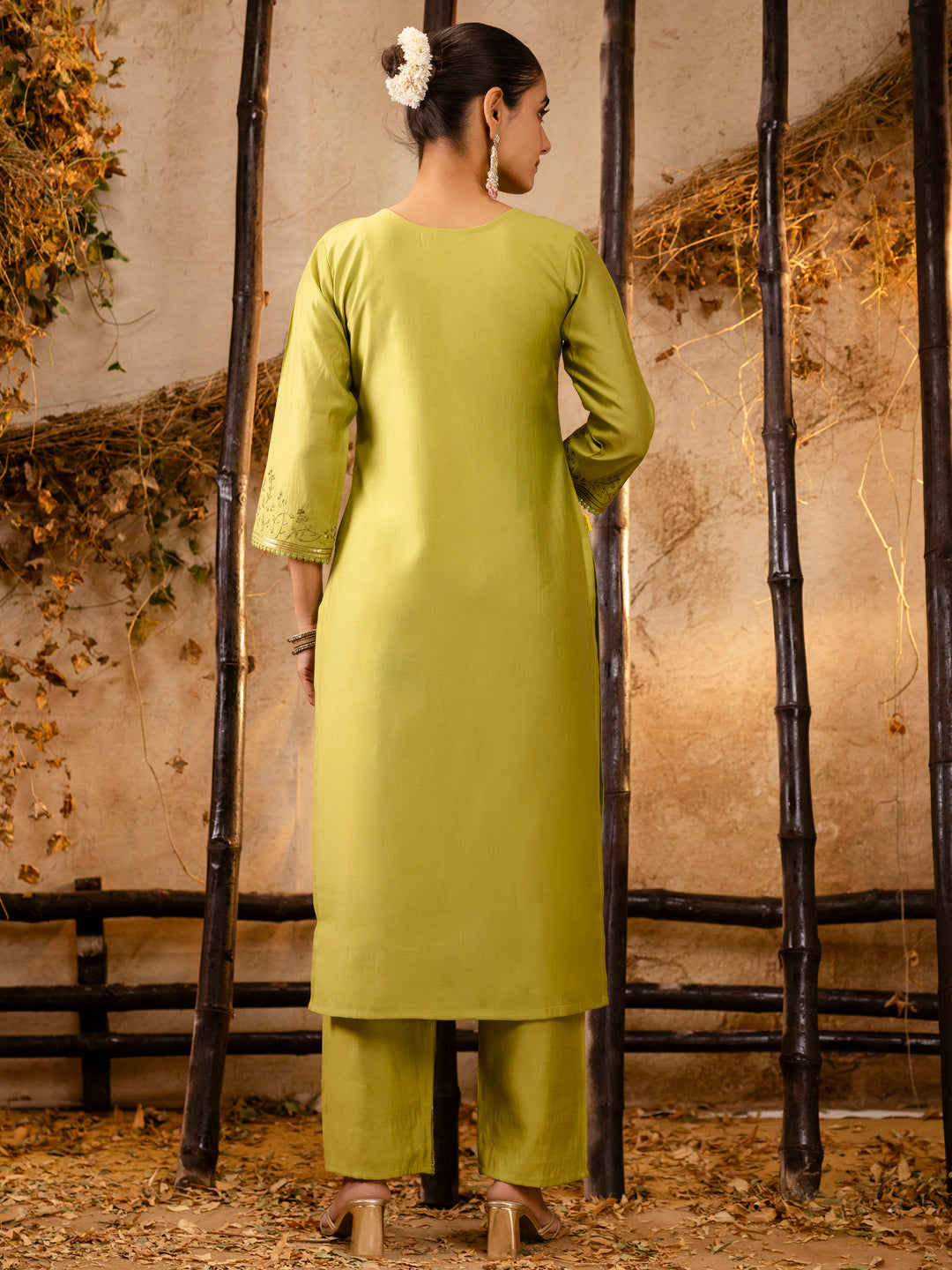 Bhavya Silk Blend Women Embroidered Kurta And Pant Set With Dupatta Kurta Set For Women