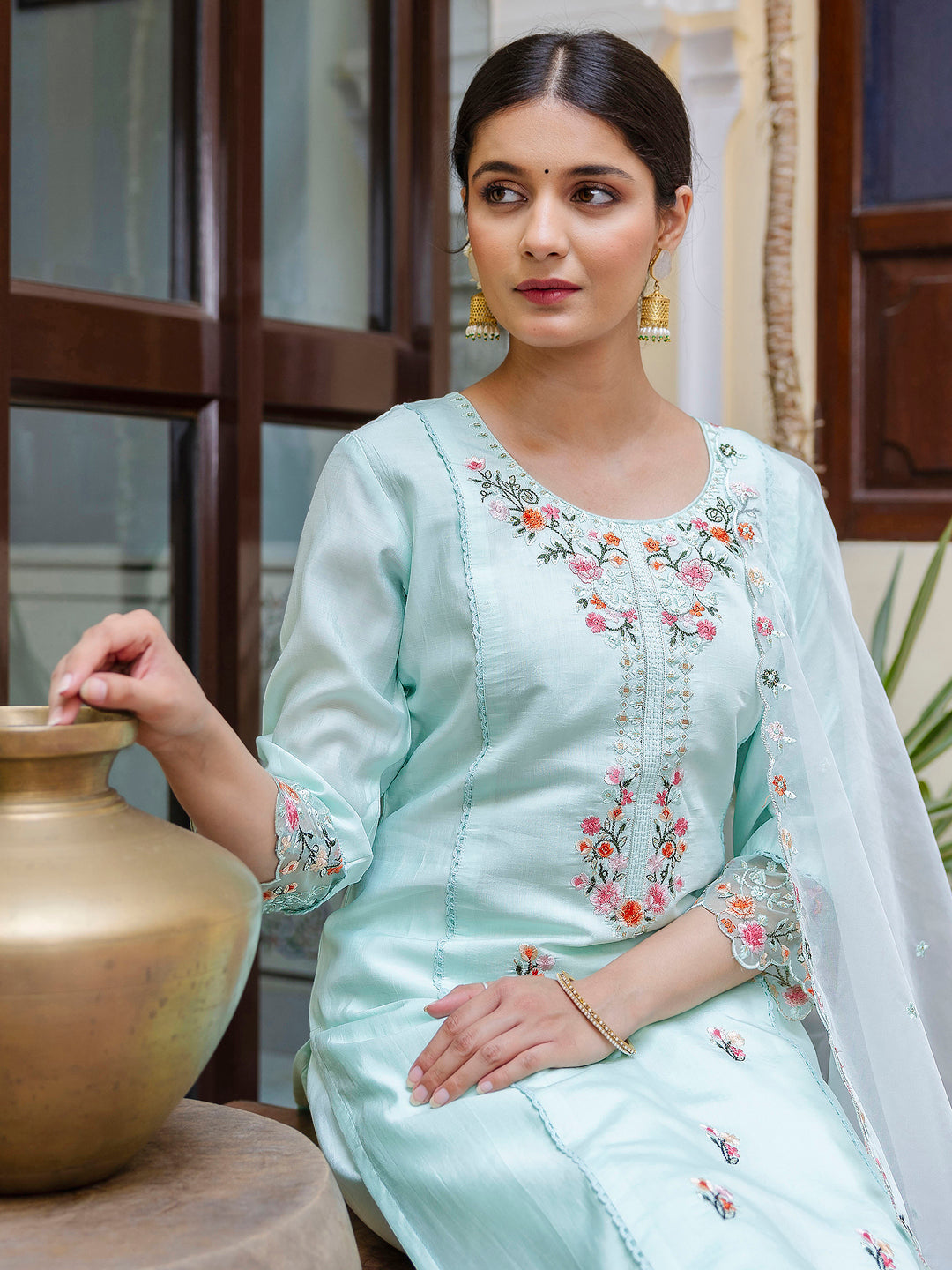 Aumrika Women Kurta and Pant Sets Viscose Roman Silk Fabric