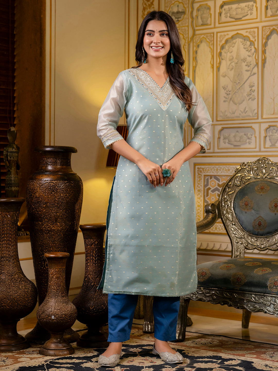 Ruhita  Women Embroidered Silk Blend Straight Kurta