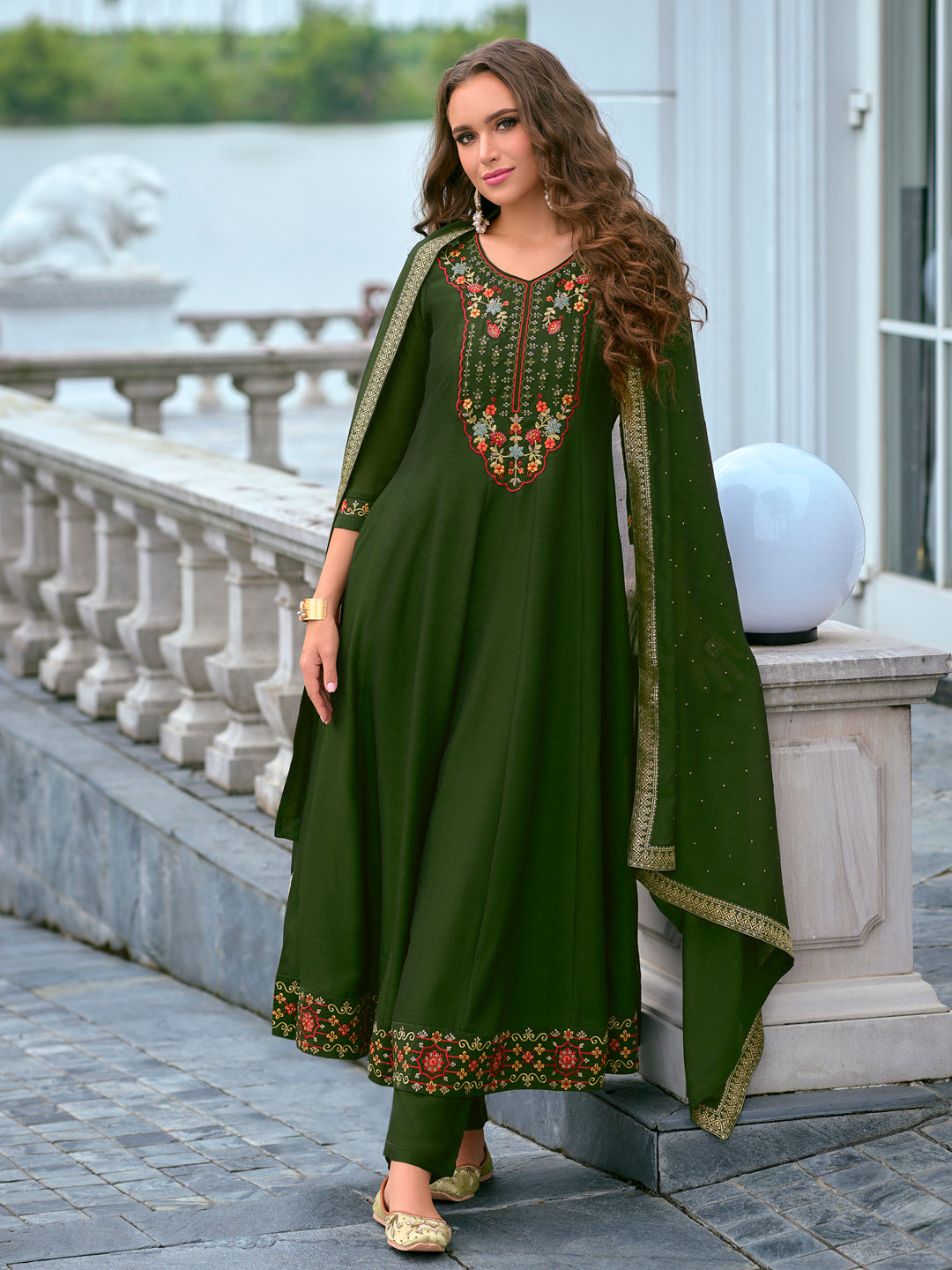 Palavi Women Silk Blend Anarkali Kurta Pant Dupatta Set