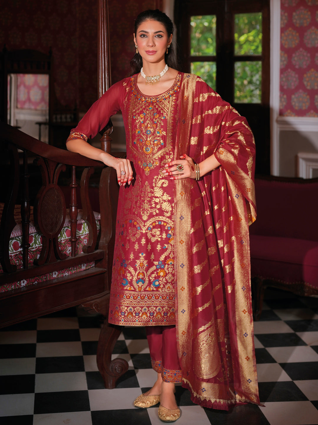 Vasudha Women Silk Blend Kurta Pant Dupatta Set