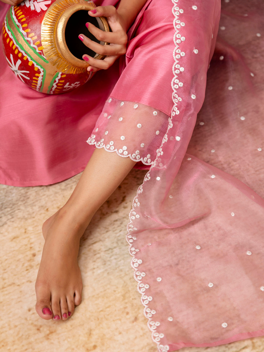 Tanira  Women Kurta and Pant Sets Silk Blend  Fabric