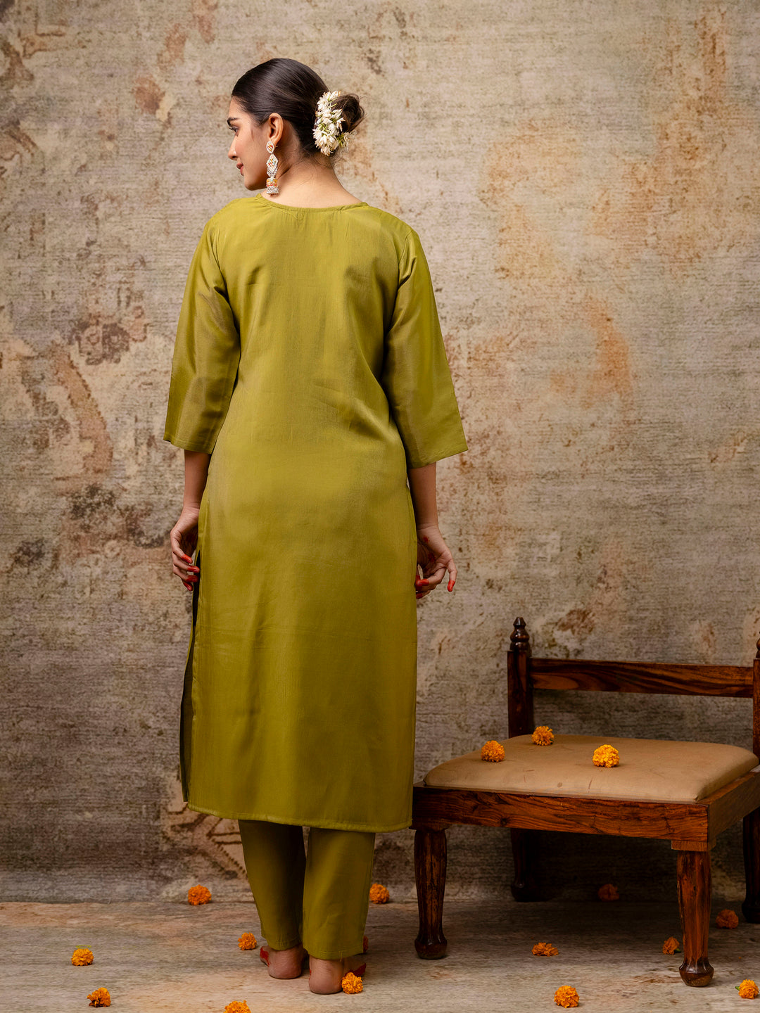 Divrati Women Kurta and Pant Sets Simar Silk fabric