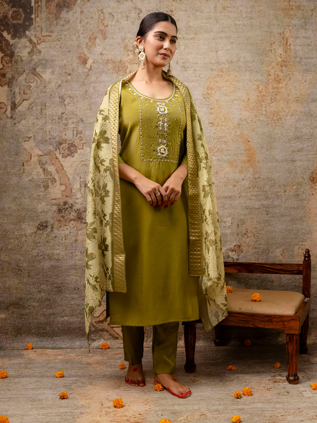 Divrati Women Kurta and Pant Sets Simar Silk fabric