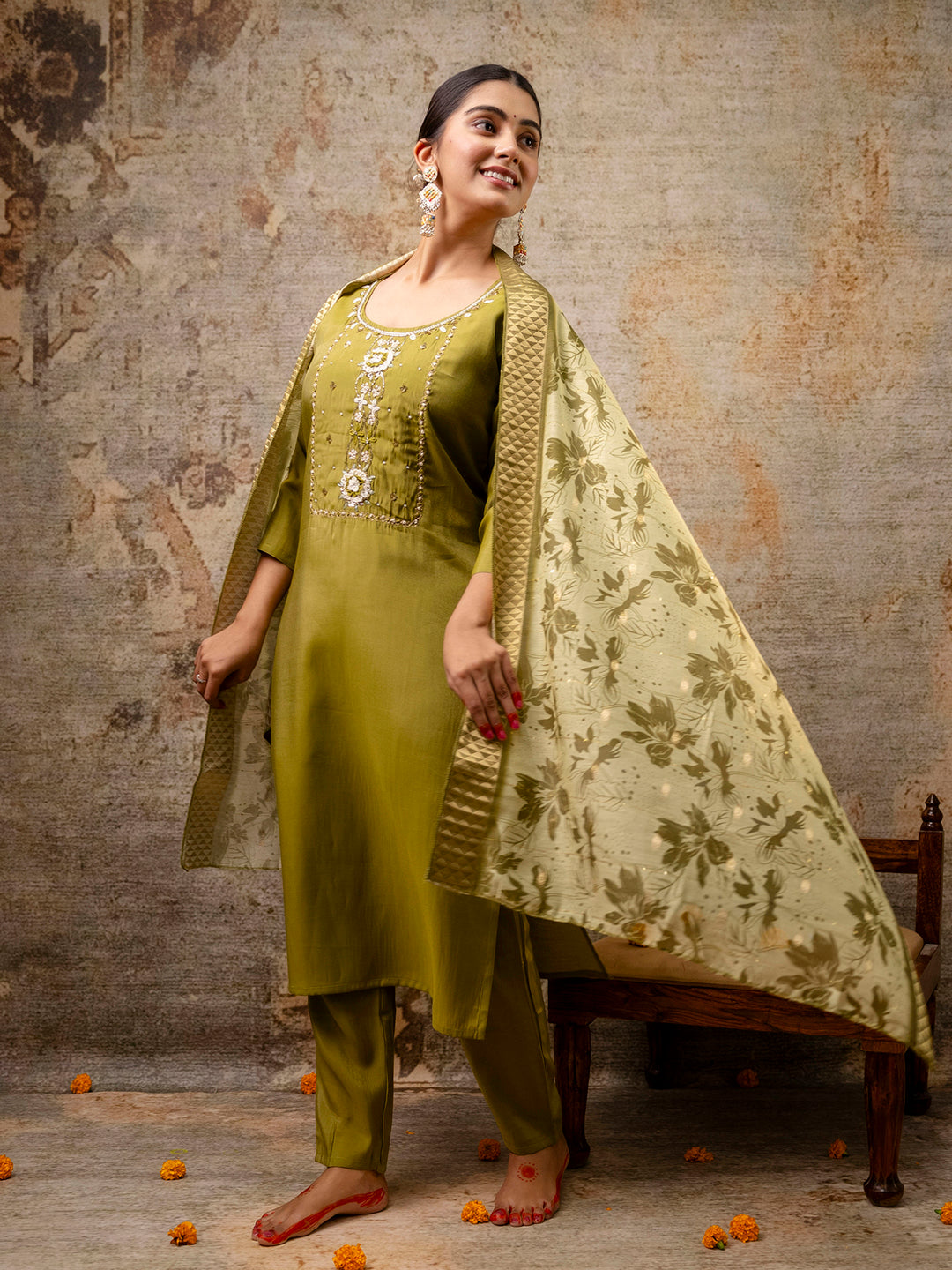 Divrati Women Kurta and Pant Sets Simar Silk fabric