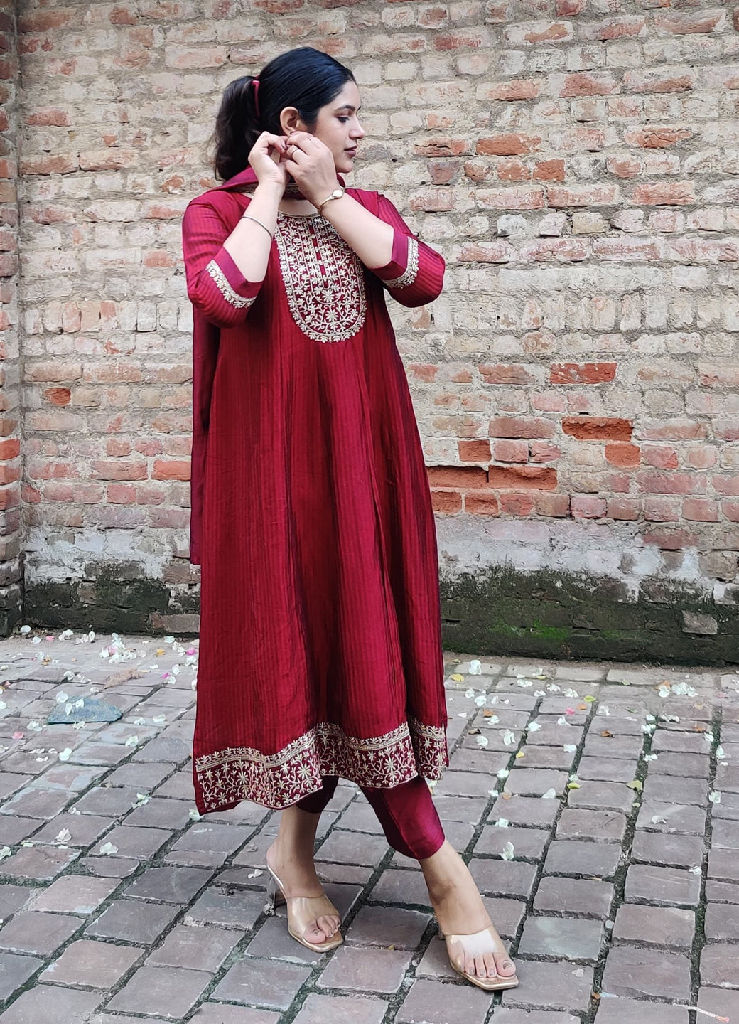 Sutraa Maroon Embroidered Silk Blend Anarkali Kurta Pant With Dupatta Set