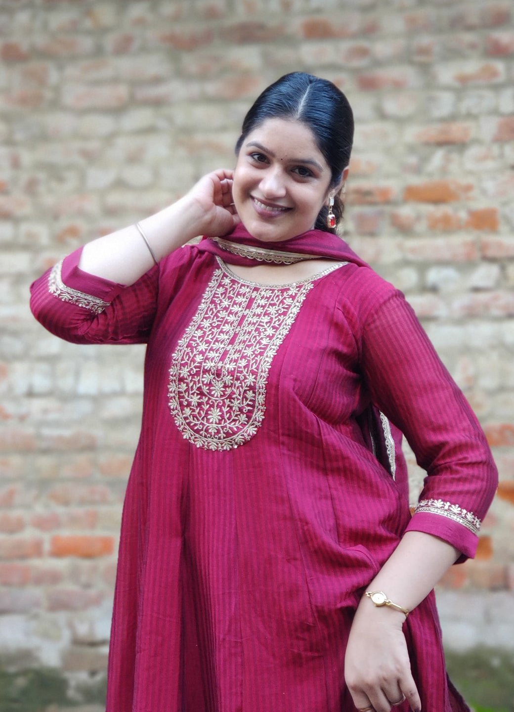 Sutraa Maroon Embroidered Silk Blend Anarkali Kurta Pant With Dupatta Set