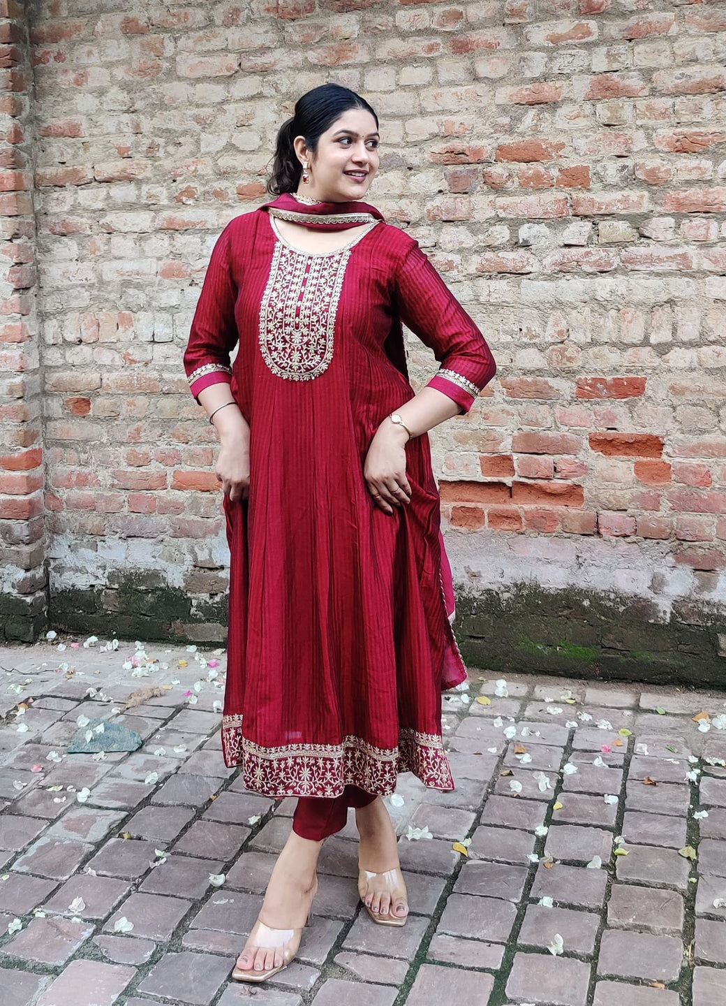 Sutraa Maroon Embroidered Silk Blend Anarkali Kurta Pant With Dupatta Set