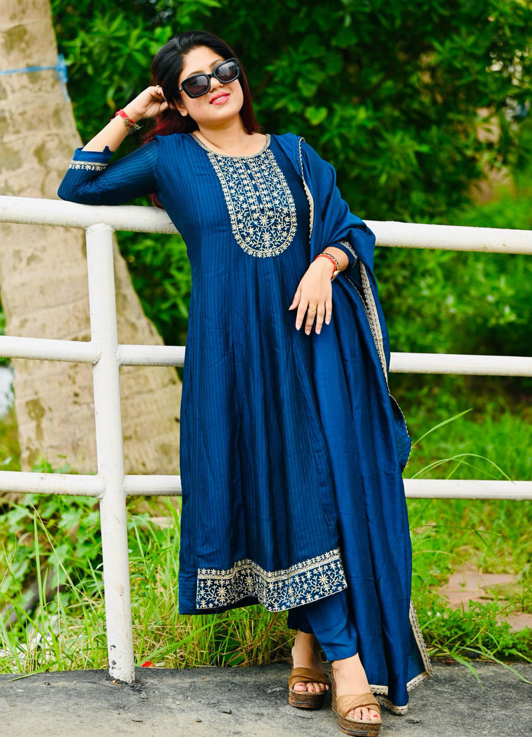 Saaz Teal Embroidered Silk Blend Anarkali Kurta Pant With Dupatta Set