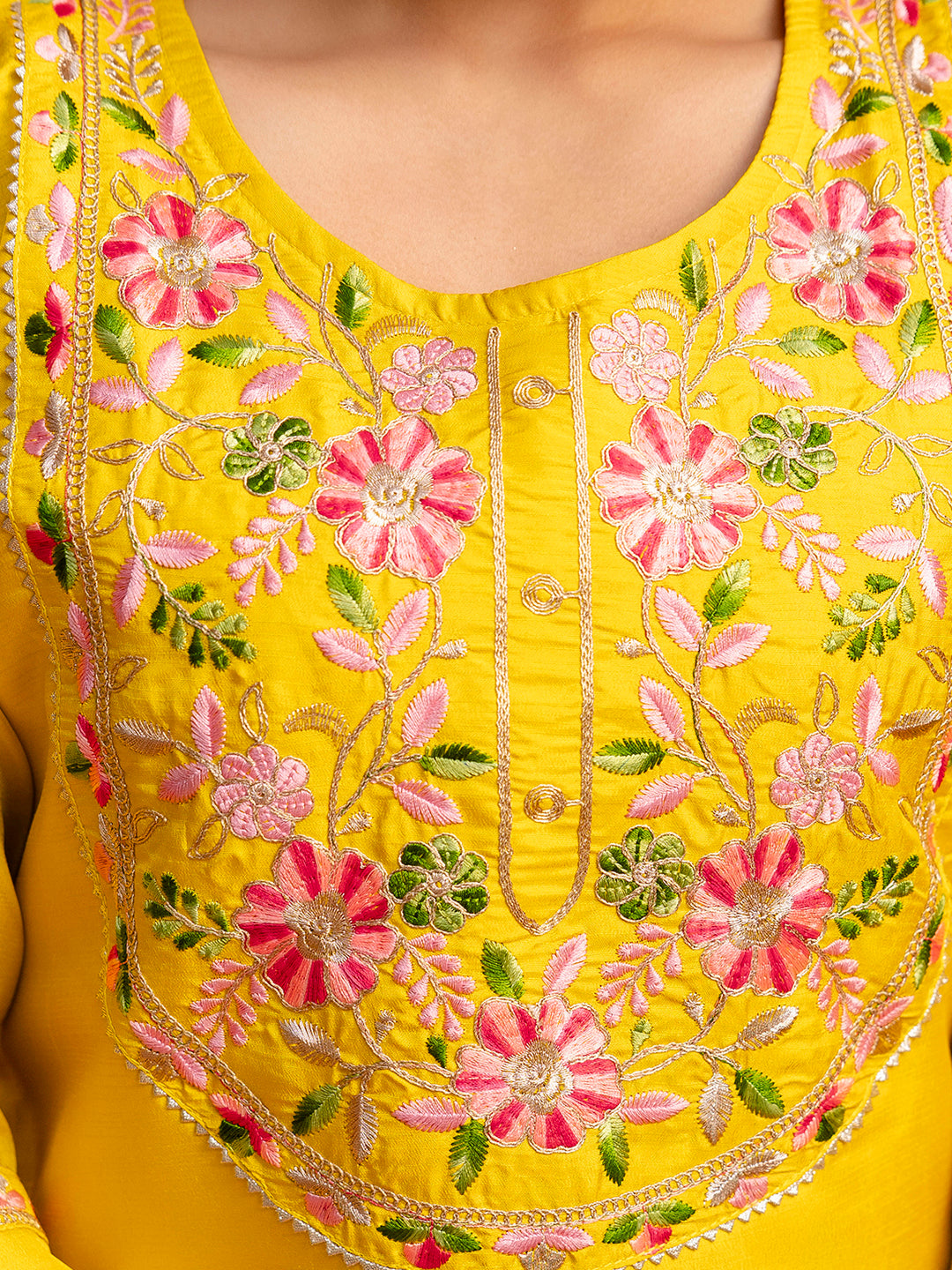 Naivedya Women Silk Blend Kurta Pant Dupatta Set