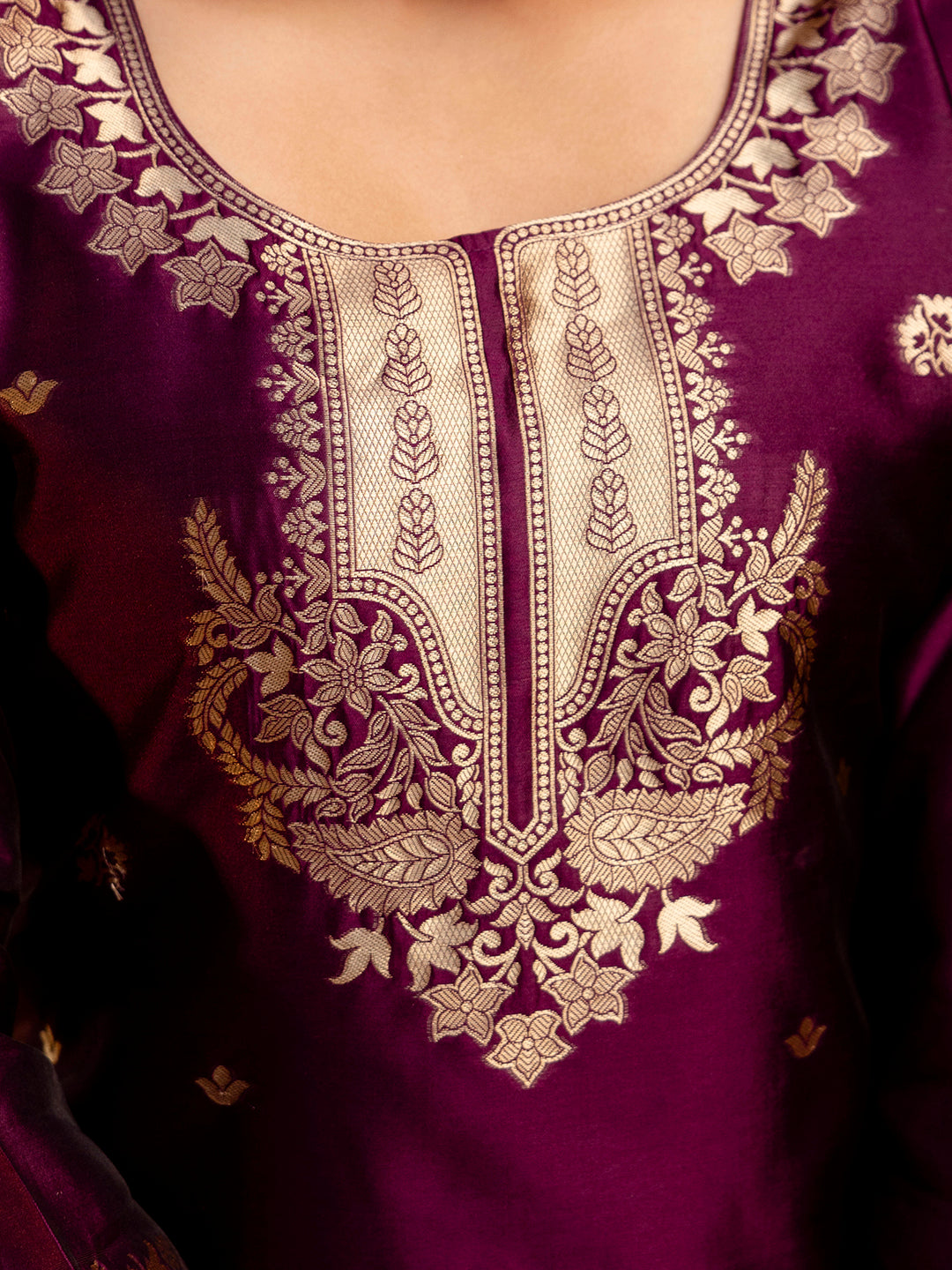 Malini Women Silk Blend Kurta Pant Dupatta Set