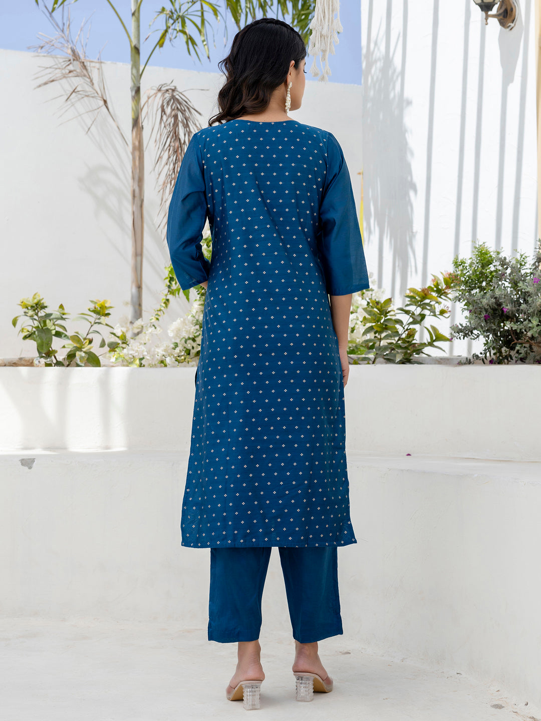 Akriti Women Silk Blend Kurta Pant Dupatta Set