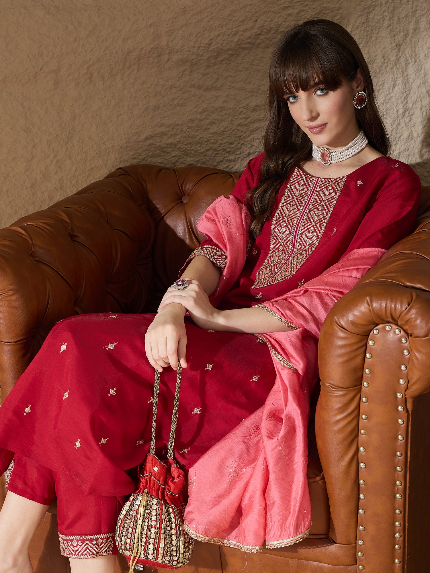 Samriddhi  red Women Kurta and Pant Sets Silk Blend Fabric
