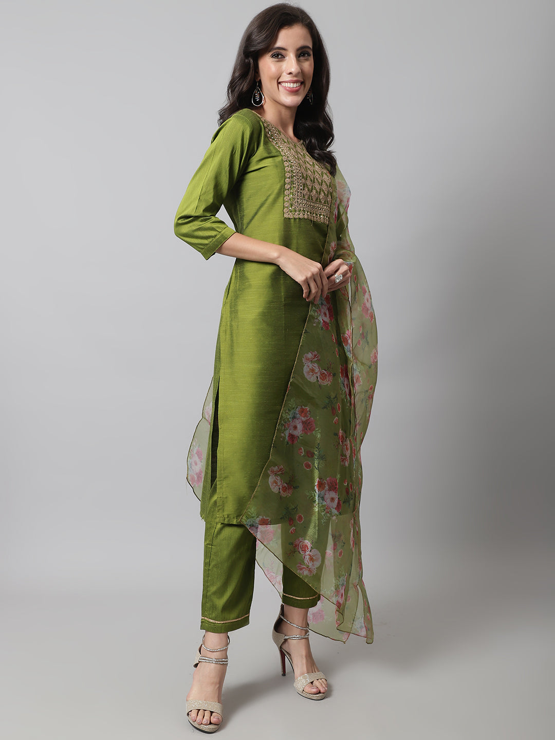 Aroshni Women Kurta and Trousers Pant Set Silk Blend