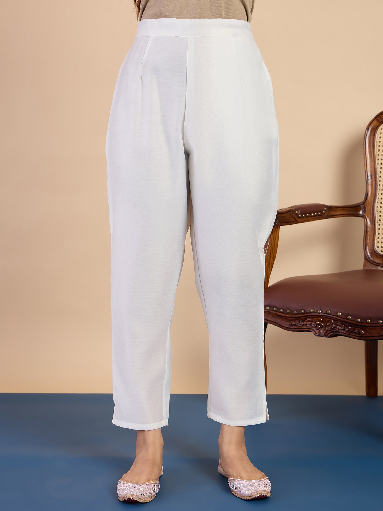 Kiyana Off-white Women's Designer Kurta Pant Set Premium Pattern Collection