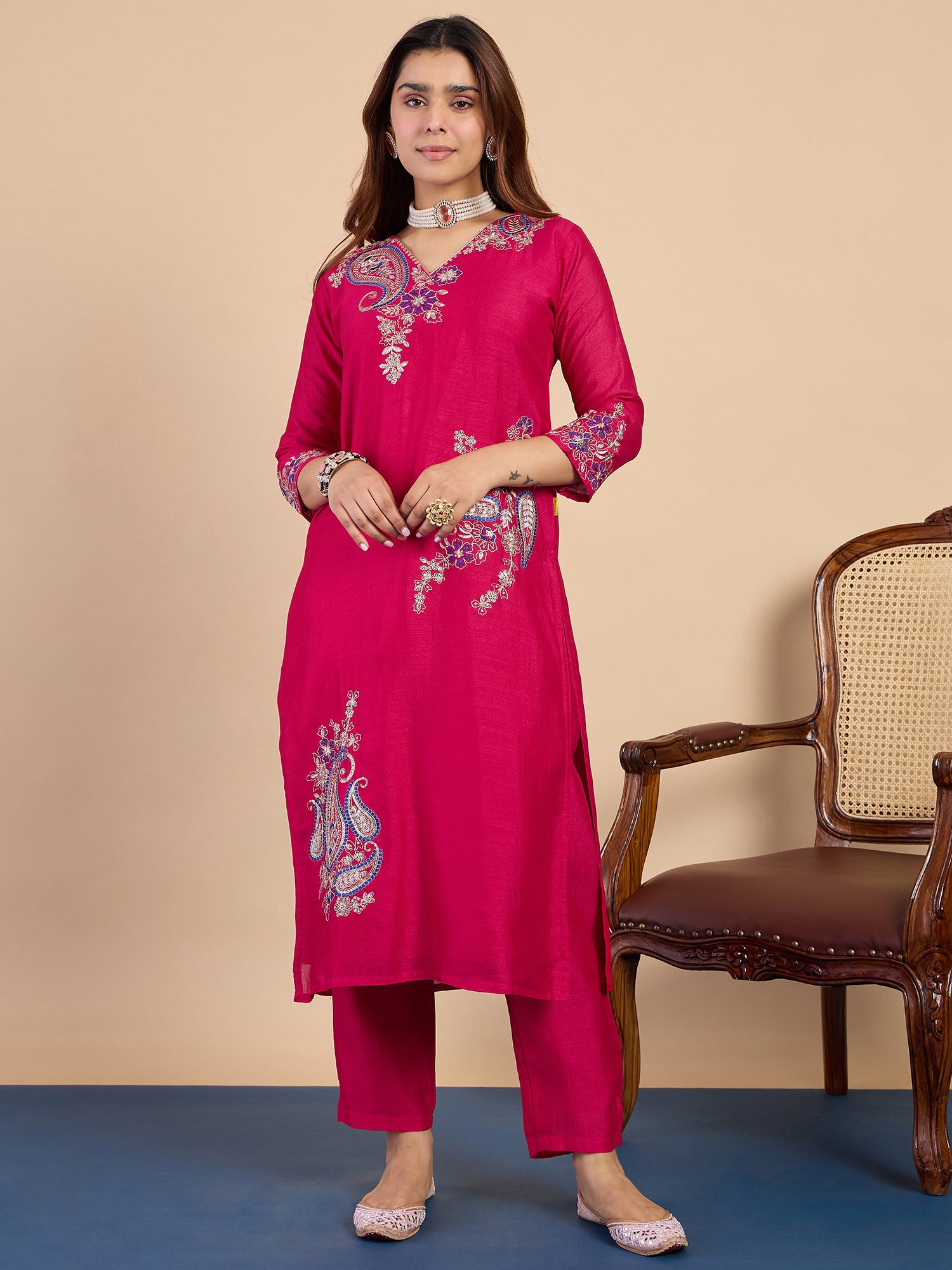 Riya Women's Rani Pink Silk Blend Paisley Embroidered Kurta Set