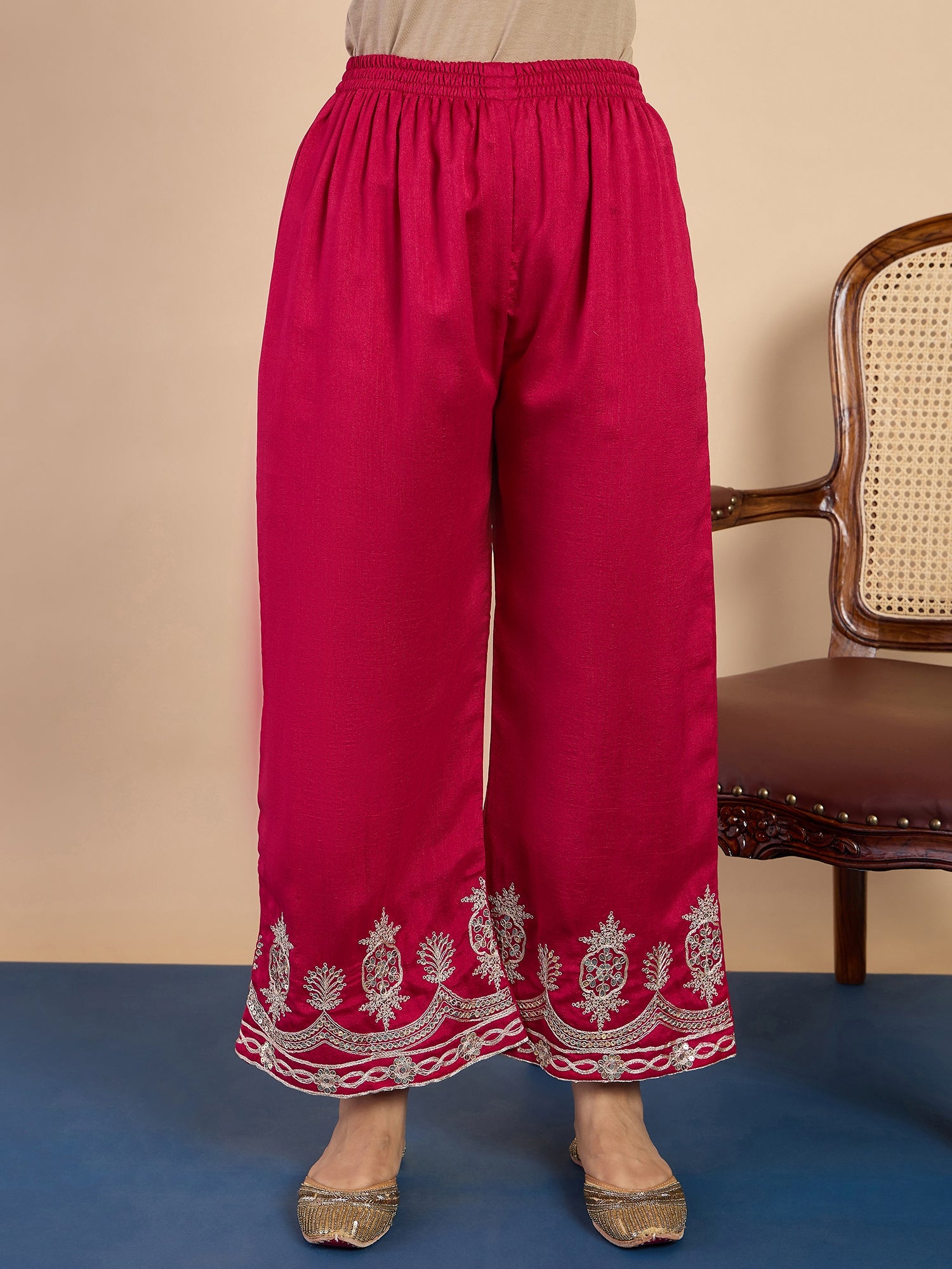 Noyonika Women's Rani Festive Kurta Set with Gota Trim Dupatta