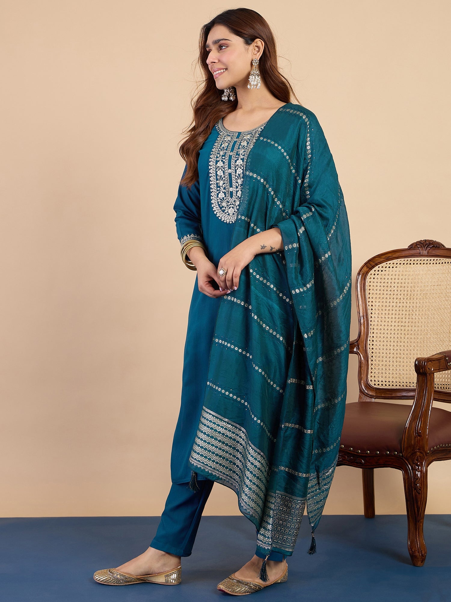 Zoya Women's Teal Festive Embroidered Yoke Straight Kurta Pant Set