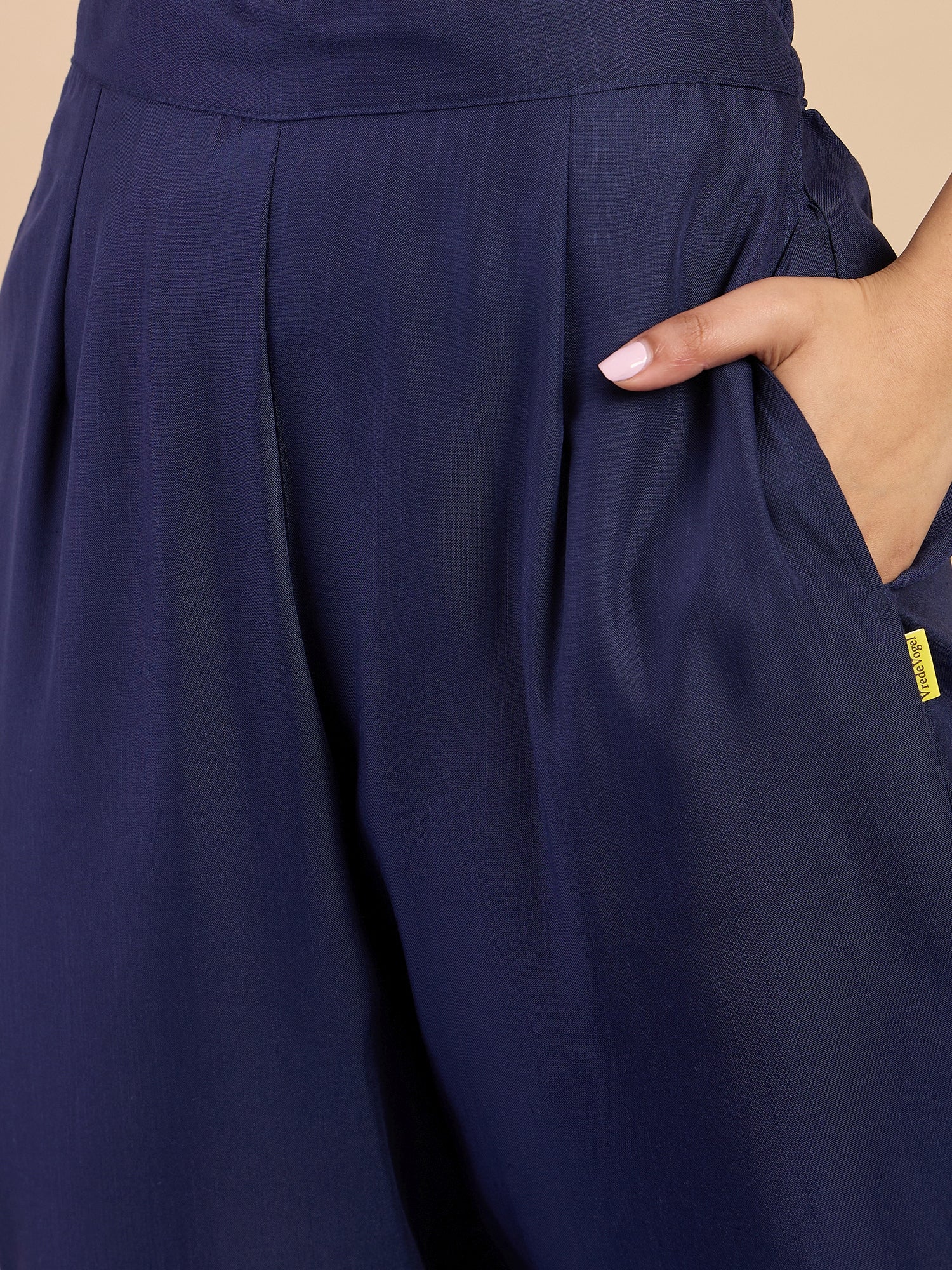 Kavya Women's Navy Blue Silk Blend Embroidered Yoke Kurta Set with Zari Work Dupatta
