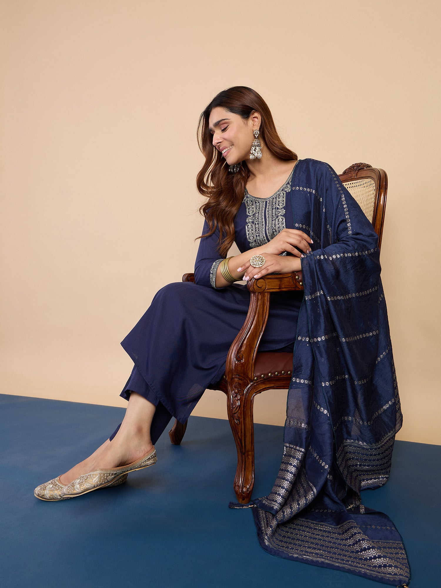 Kavya Women's Navy Blue Silk Blend Embroidered Yoke Kurta Set with Zari Work Dupatta