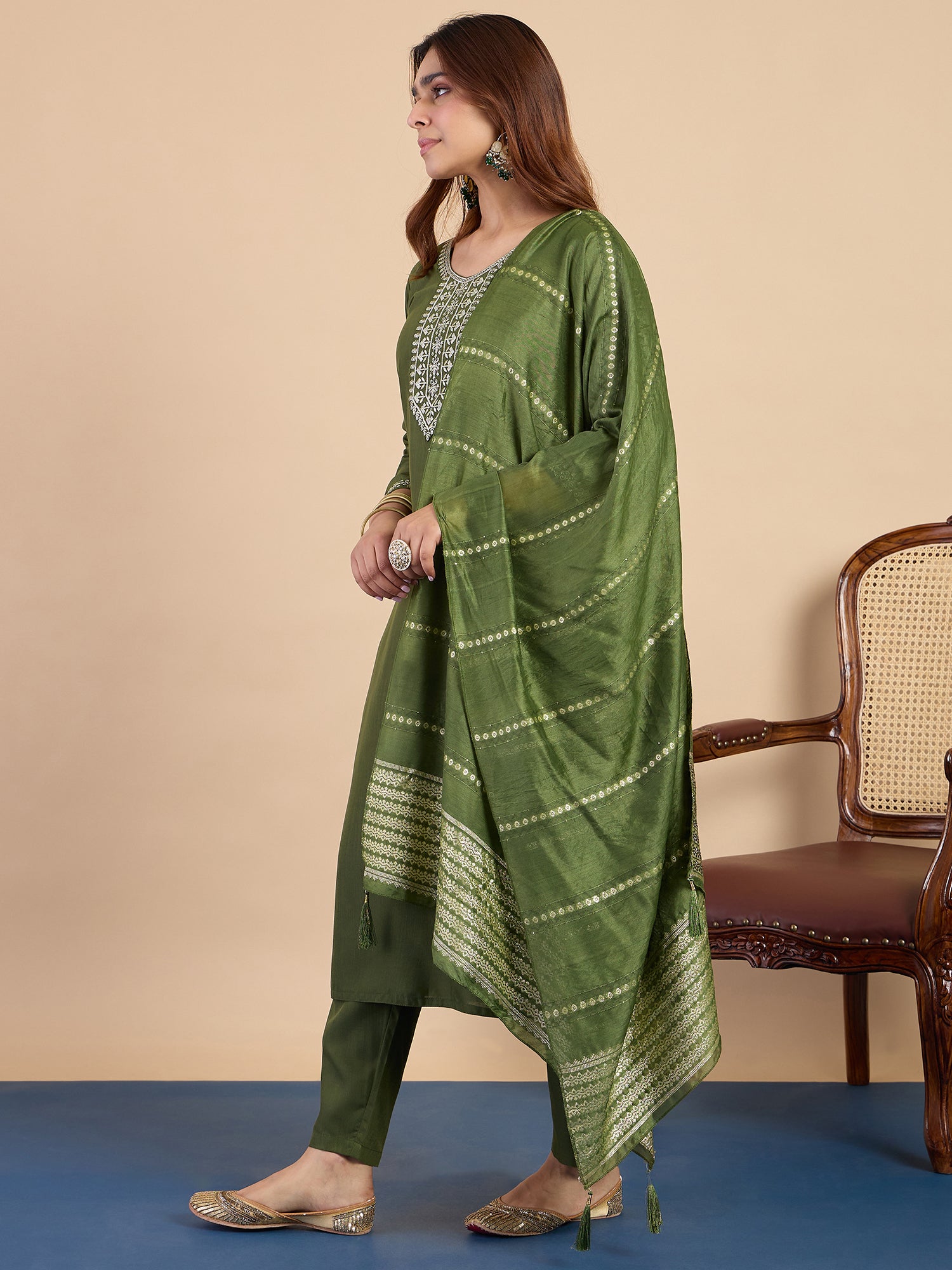 Avani Women's Mehendi Green Festive Embroidered Yoke Straight Kurta Set