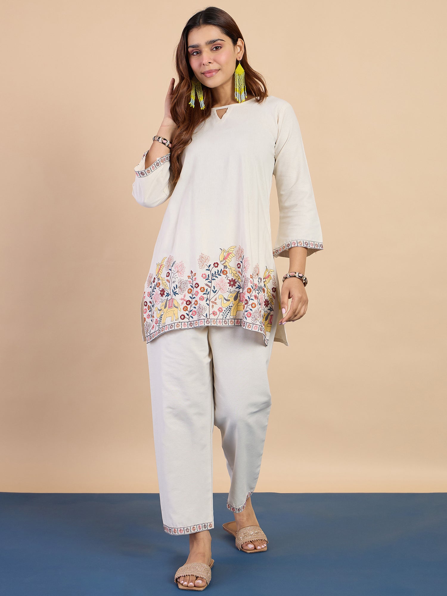 Mehranshi Off-white Women's Designer Kurta Pant Set Premium Pattern