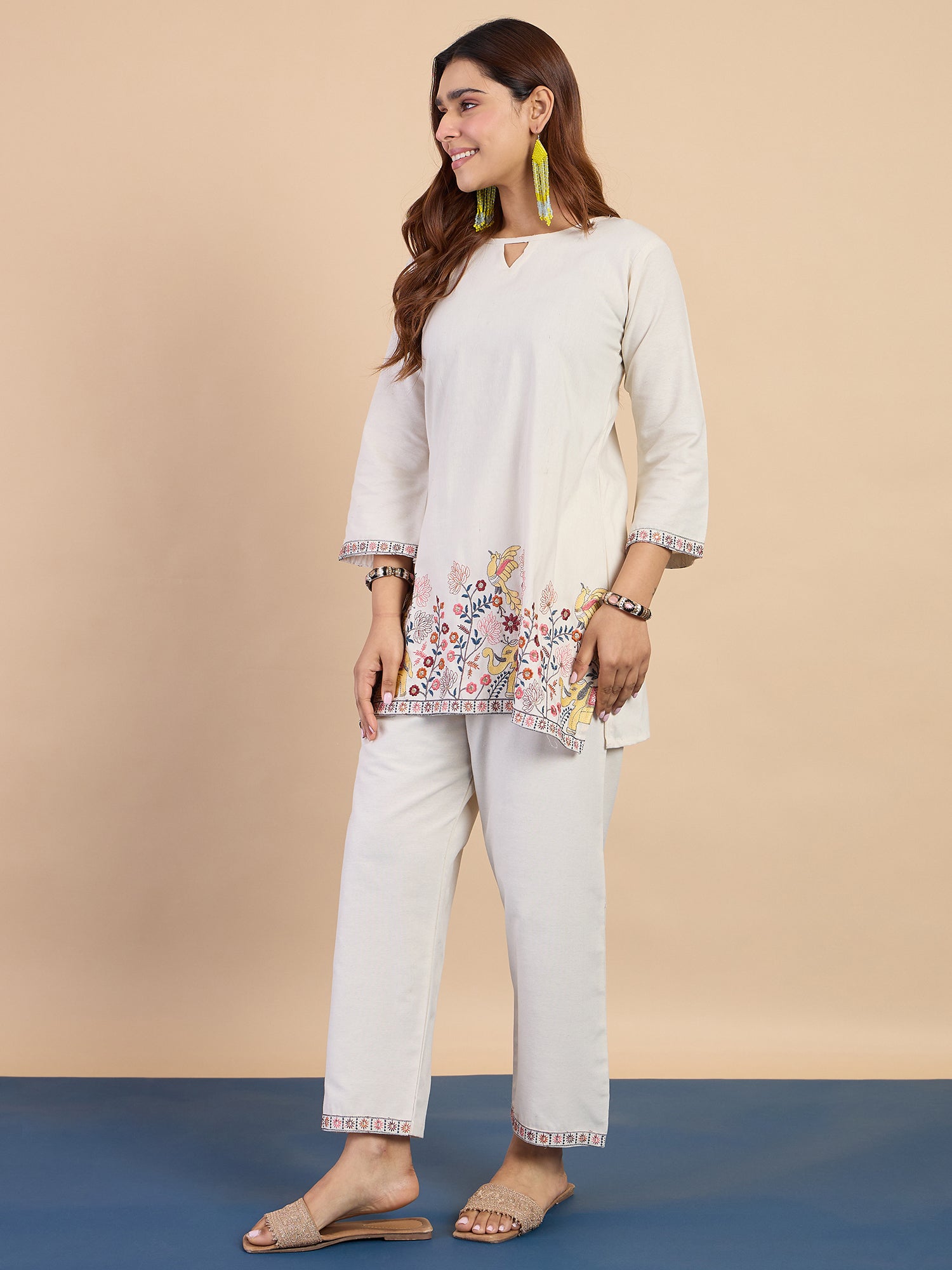 Mehranshi Off-white Women's Designer Kurta Pant Set Premium Pattern