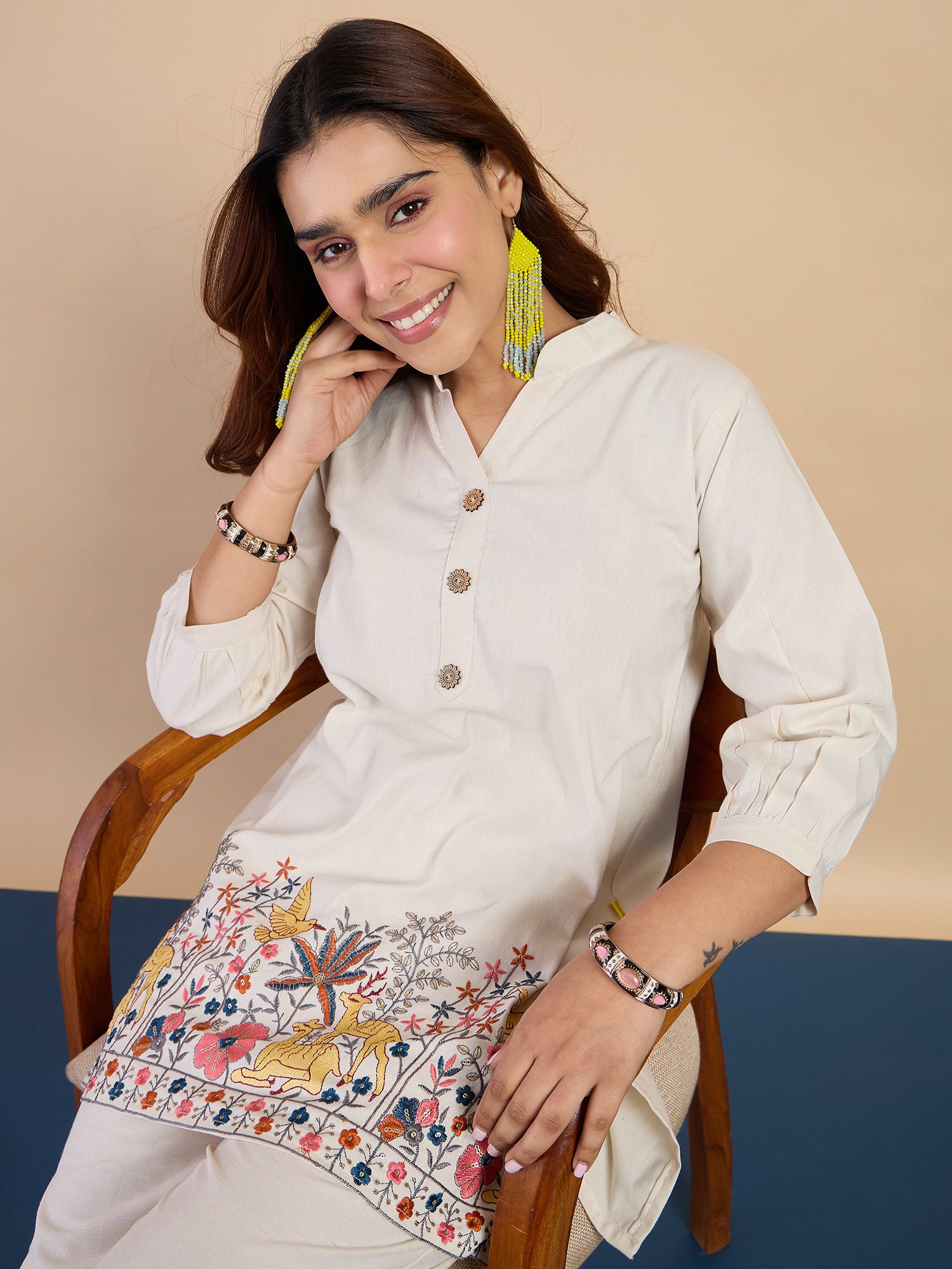 Samyra Off-white Women's Designer Kurta Pant Set Premium Pattern