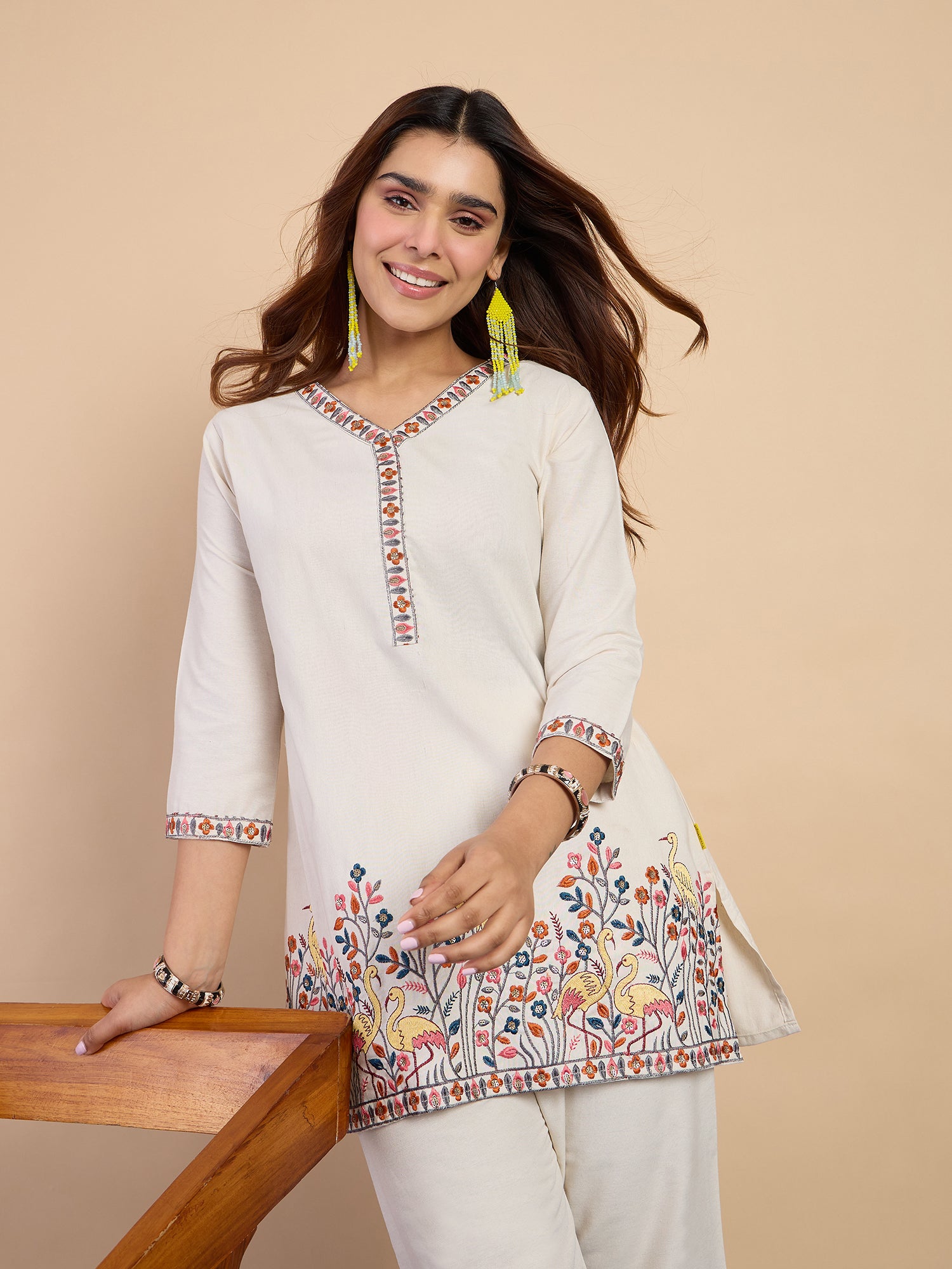 Zareeva Off-white Women's Designer Kurta Pant Set Premium Pattern