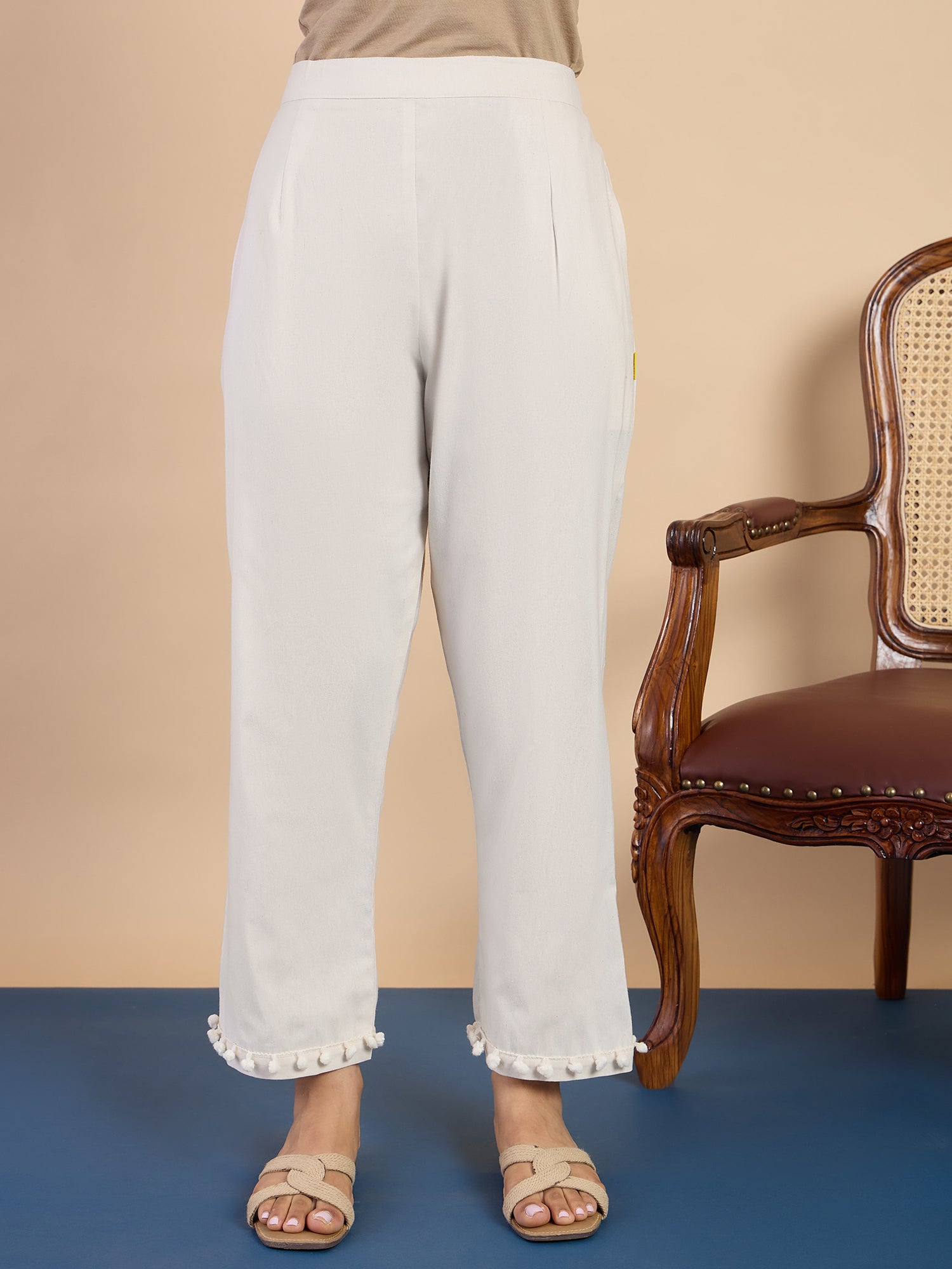 Varnika Off-white Women's Designer Kurta Pant Set Premium Pattern