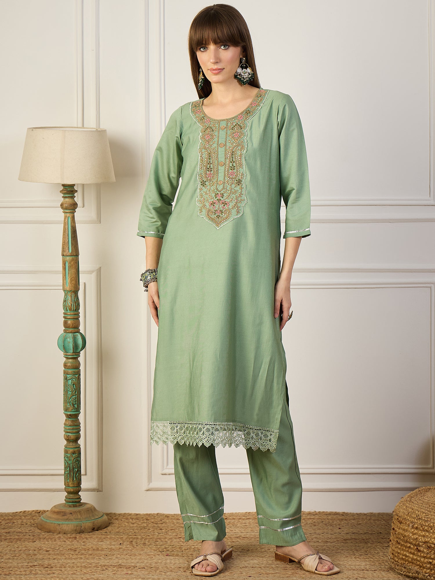 Trendy Pista Women Kurta and Pant Sets Viscose Rayon Fabric