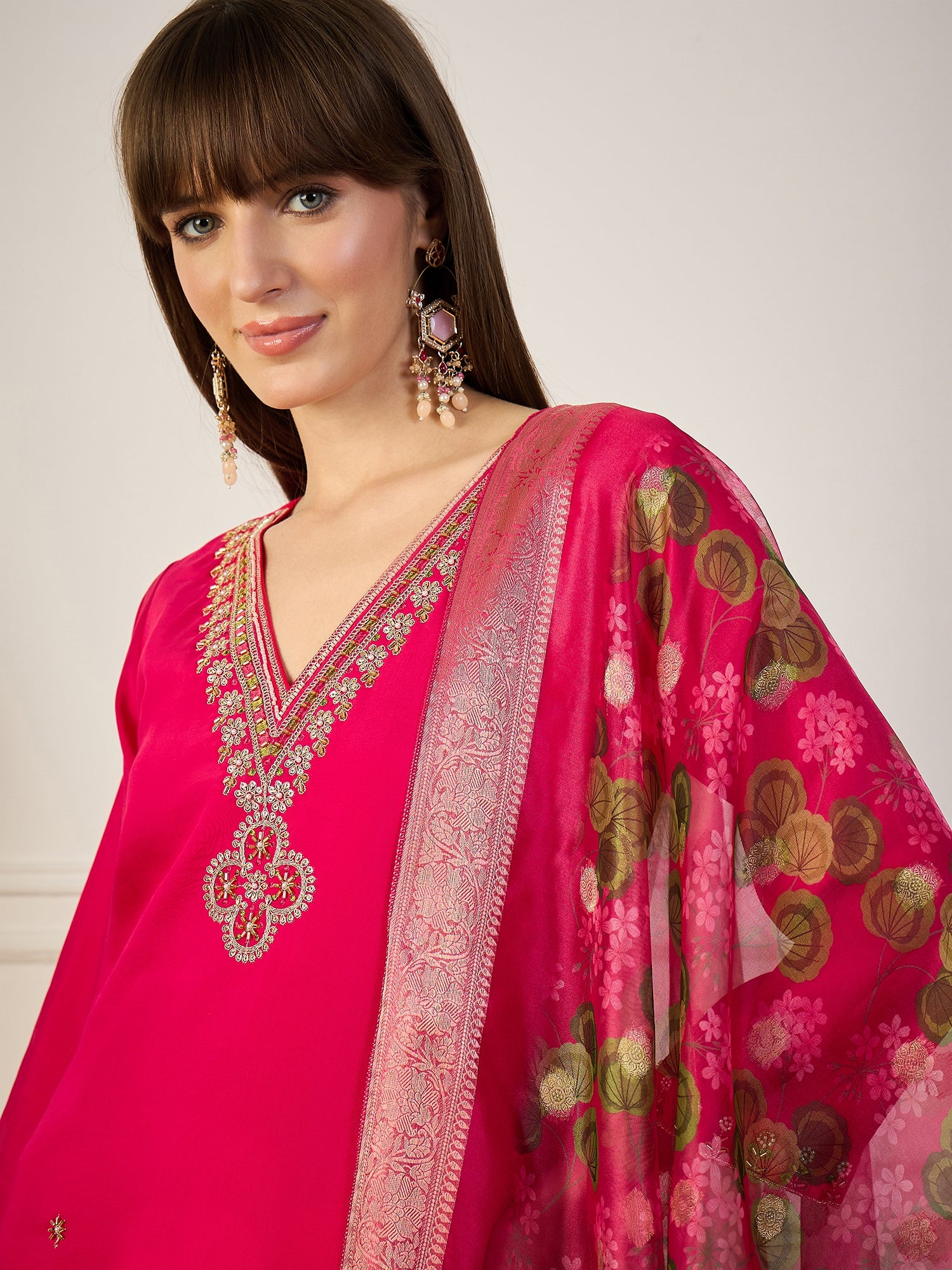 Neena Pink Embroidered Women Kurta Sets With Dupatta Straight Suits