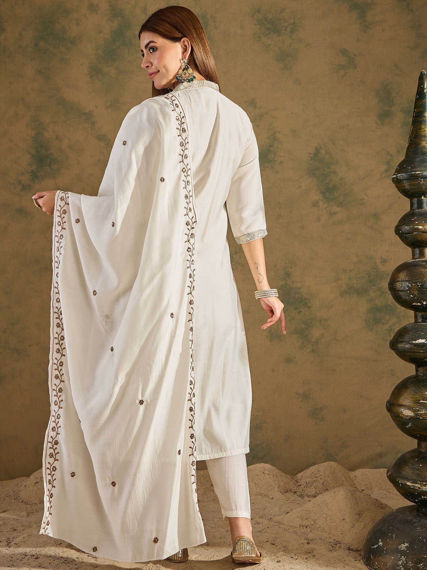 Vira White Kurta and Pant Dupatta Sets Silk Blend Fabrics with Embroidery